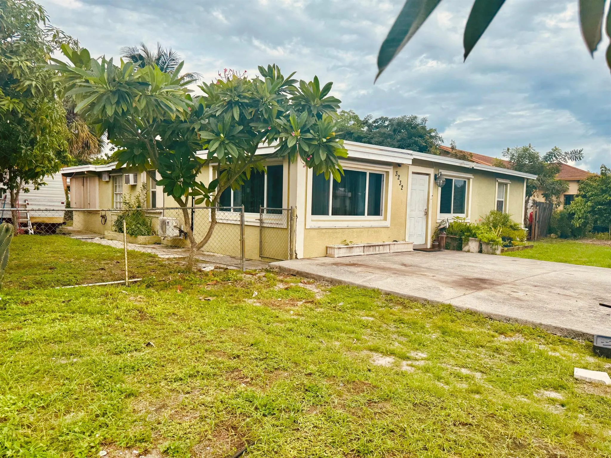 3232 Giuliano Avenue