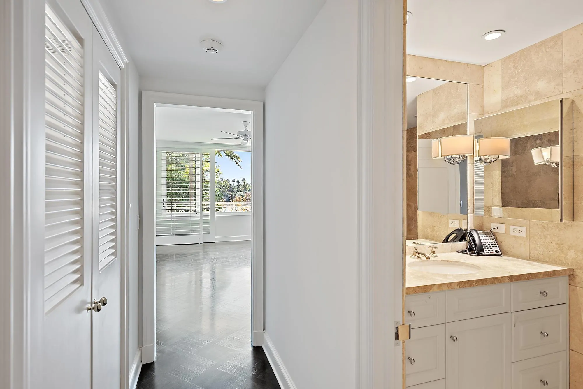 425 Worth Avenue, #2f