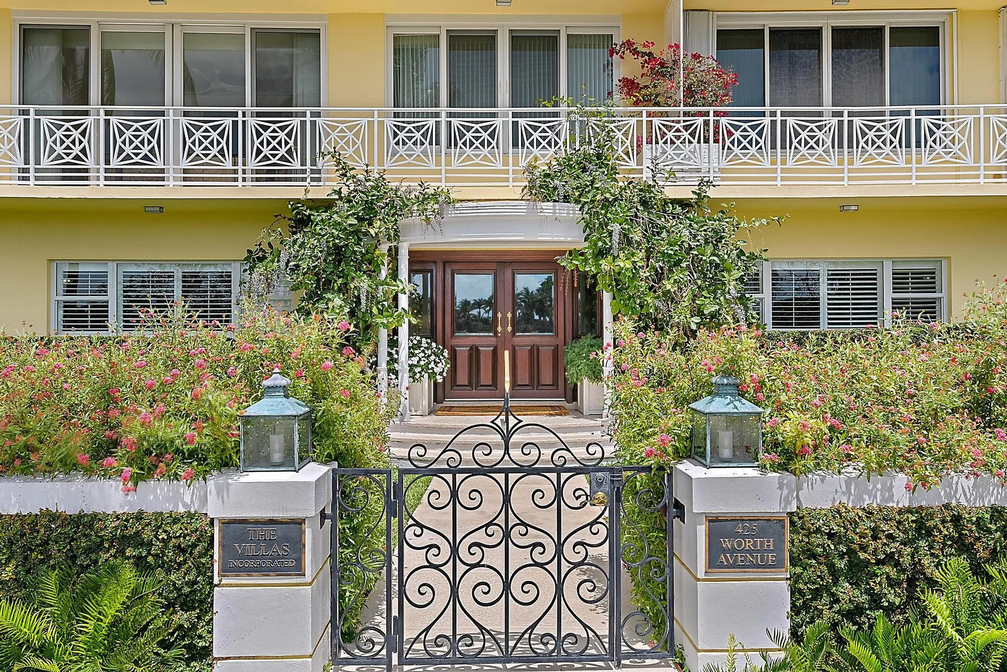 425 Worth Avenue, #2f