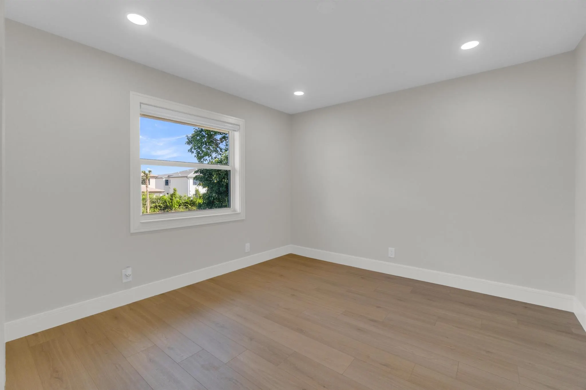 9645 Carousel Circle N