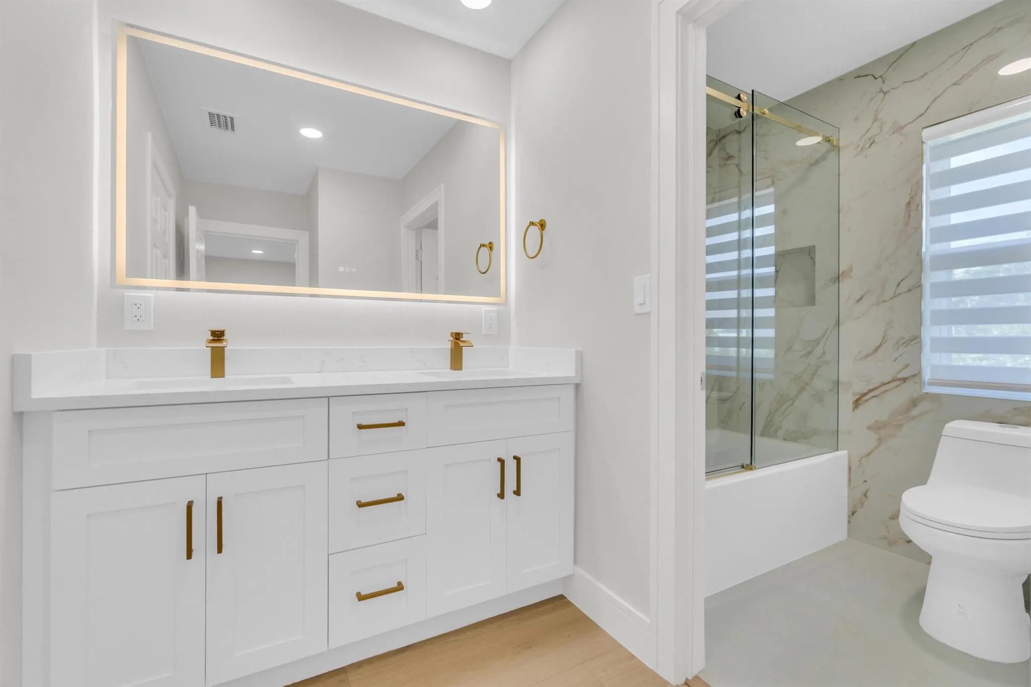 9645 Carousel Circle N