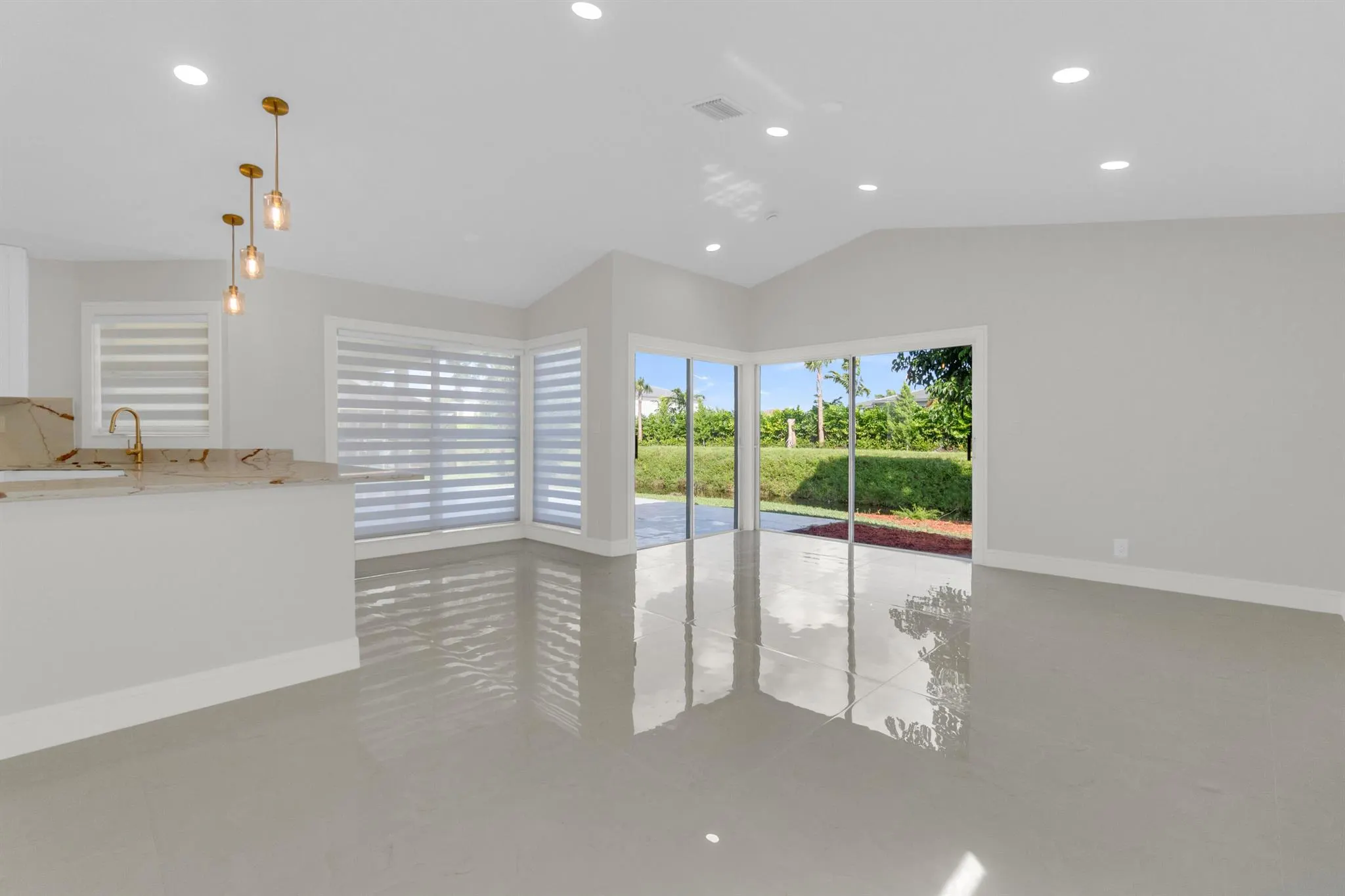 9645 Carousel Circle N