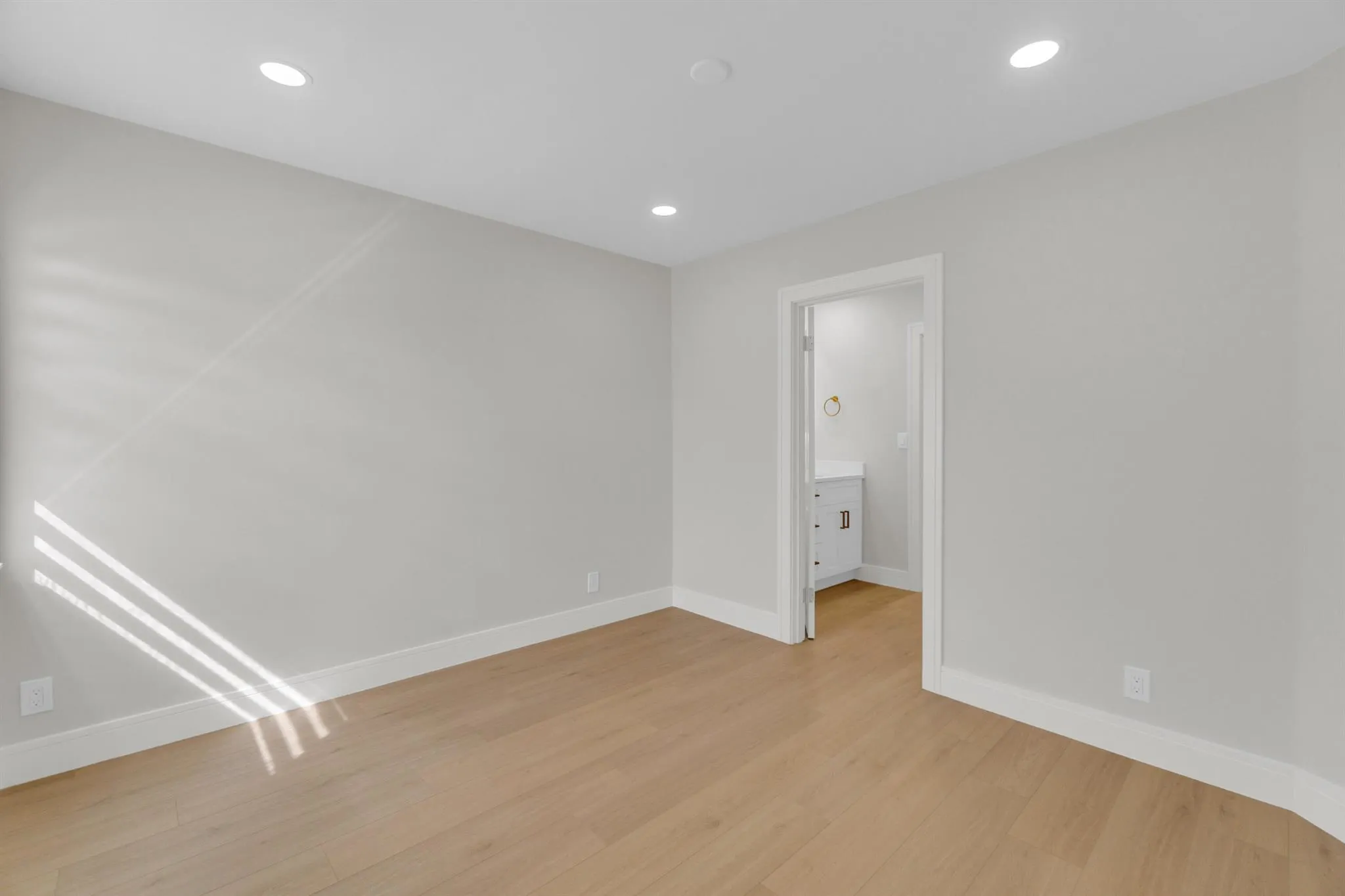 9645 Carousel Circle N