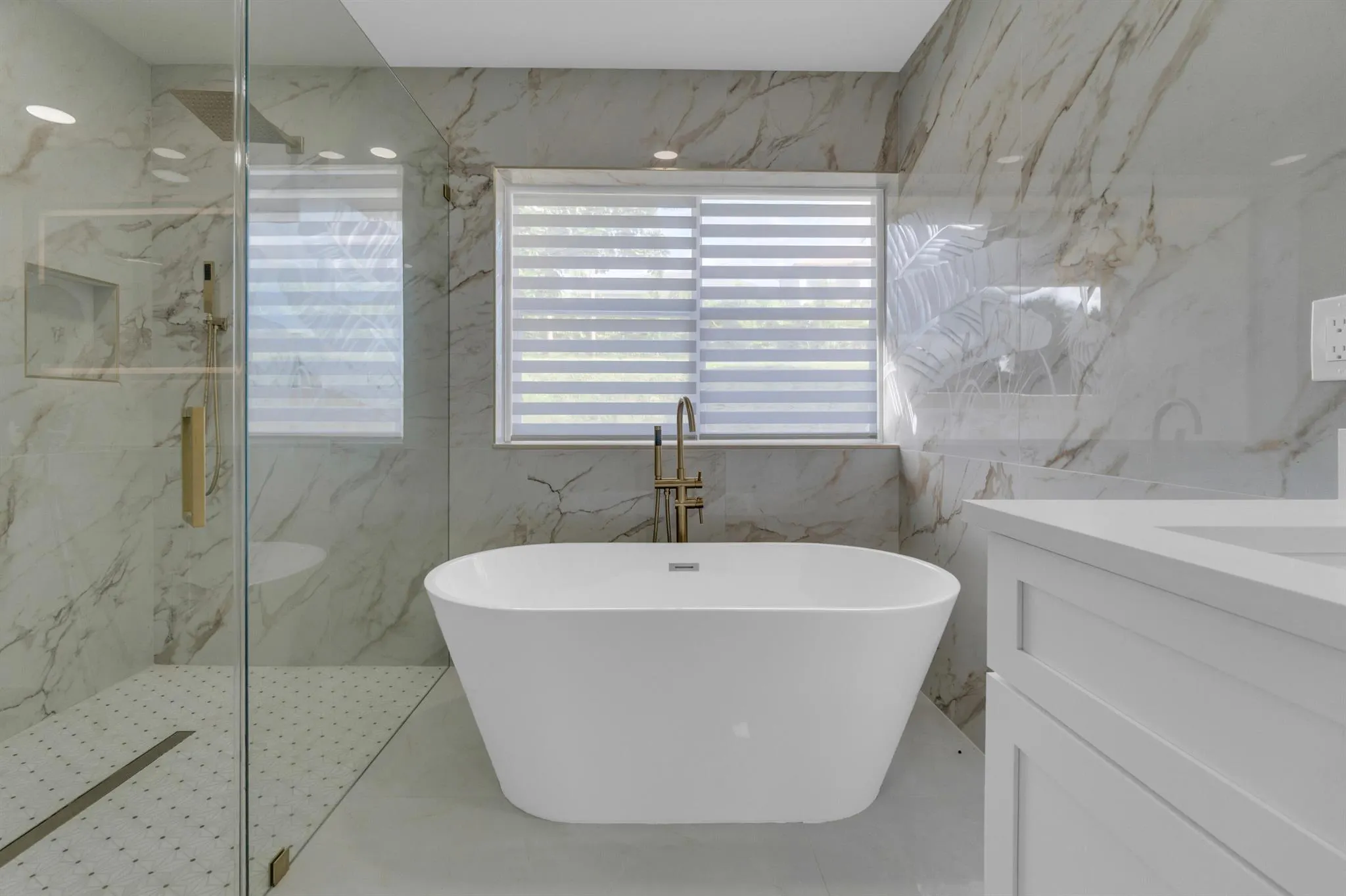 9645 Carousel Circle N