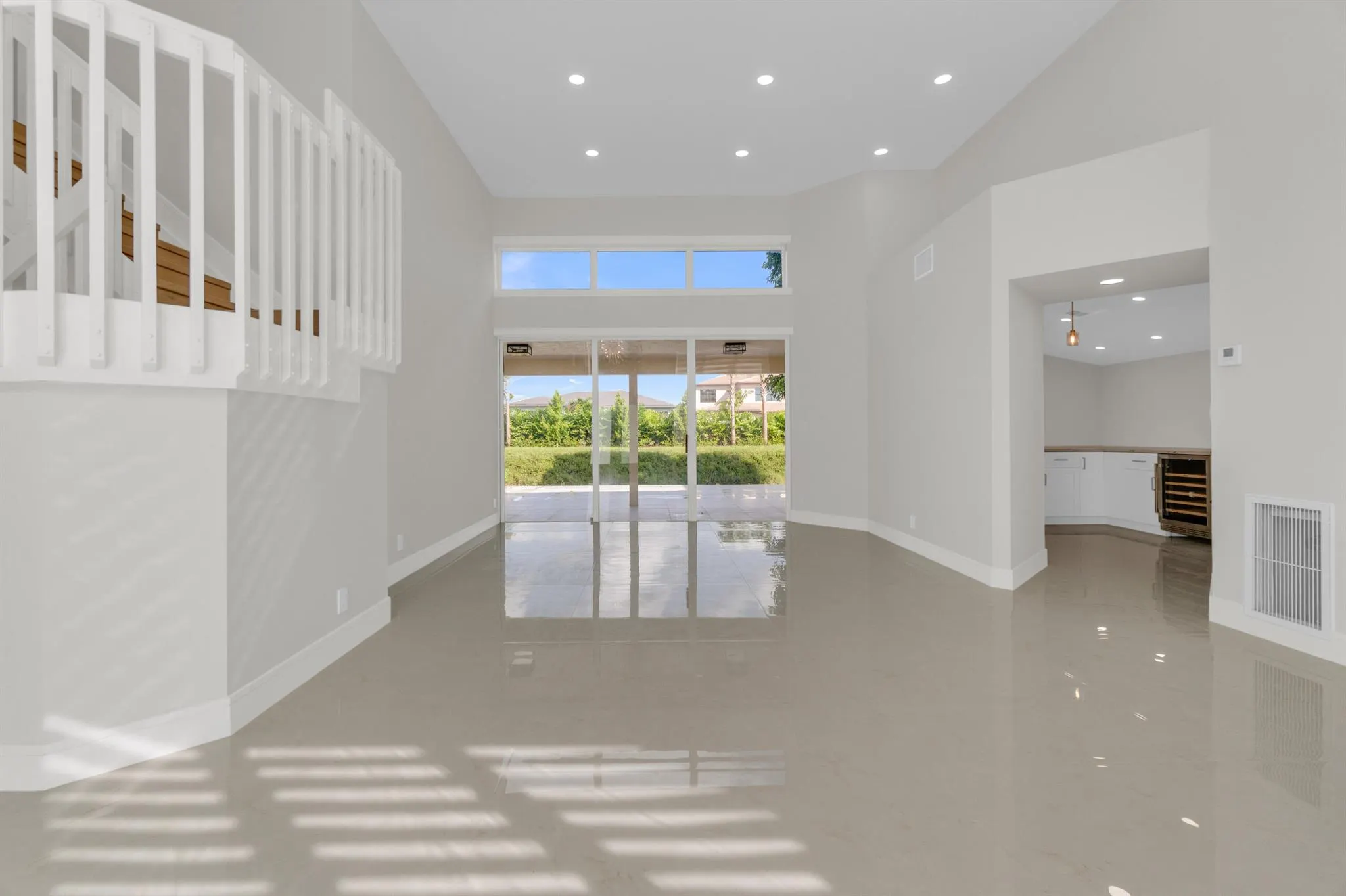 9645 Carousel Circle N