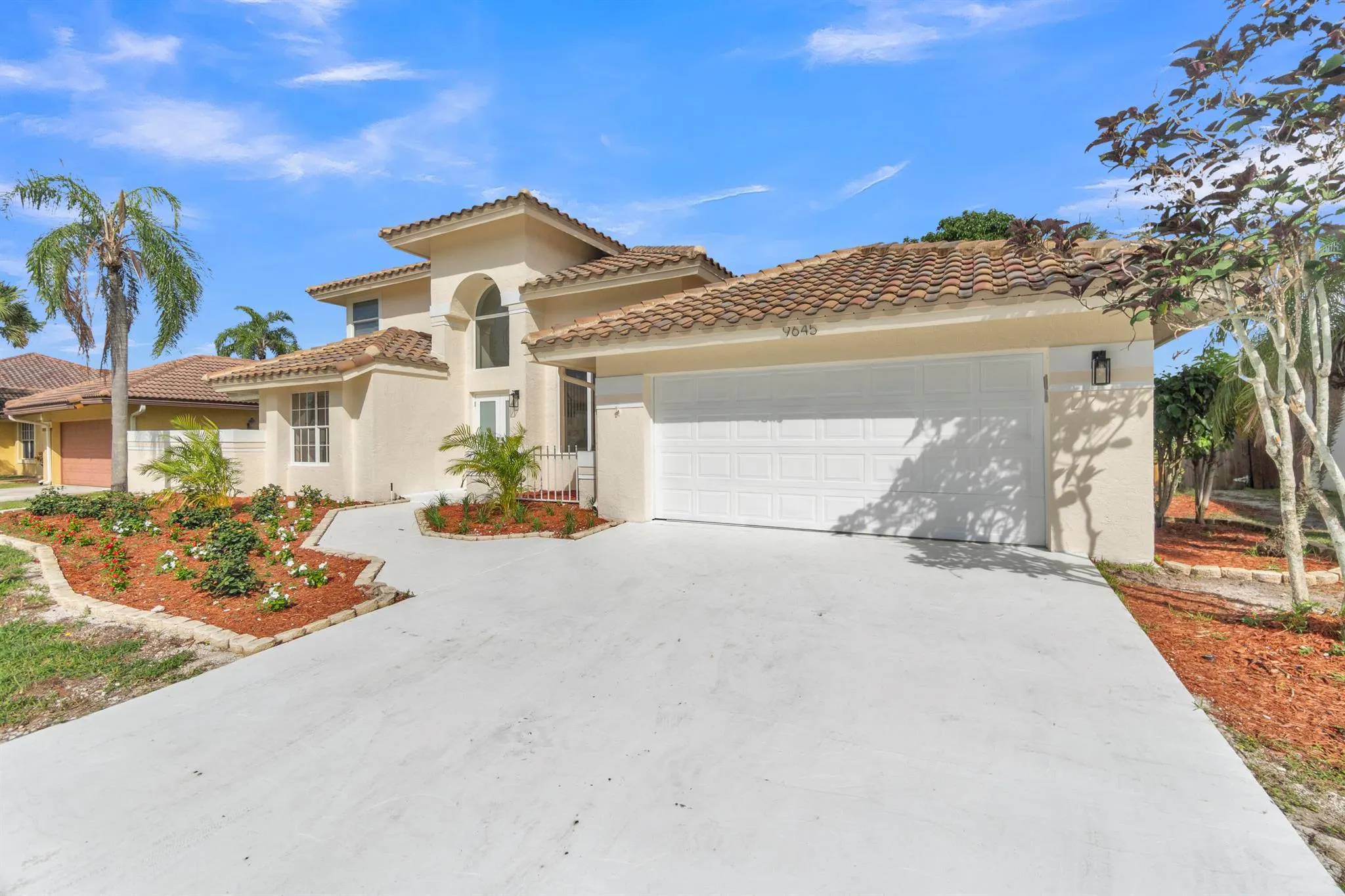 9645 Carousel Circle N