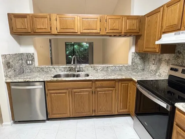 3089 Inglewood Terrace