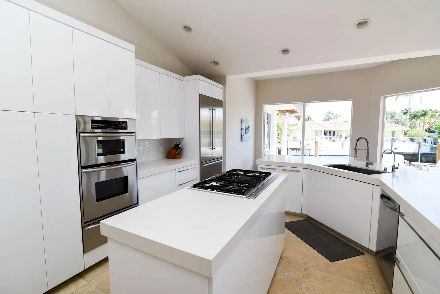 511 Golden Harbour Drive