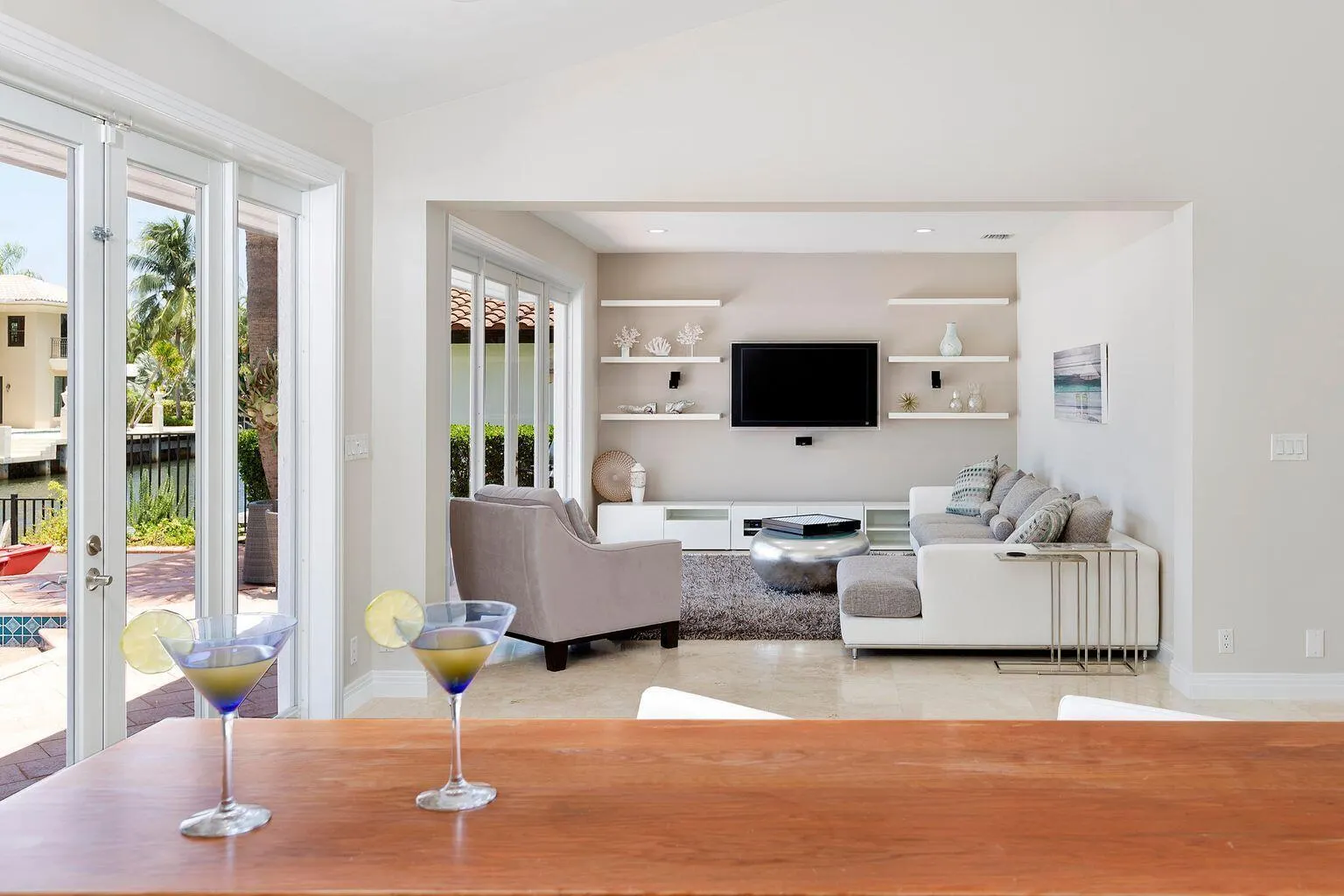 511 Golden Harbour Drive