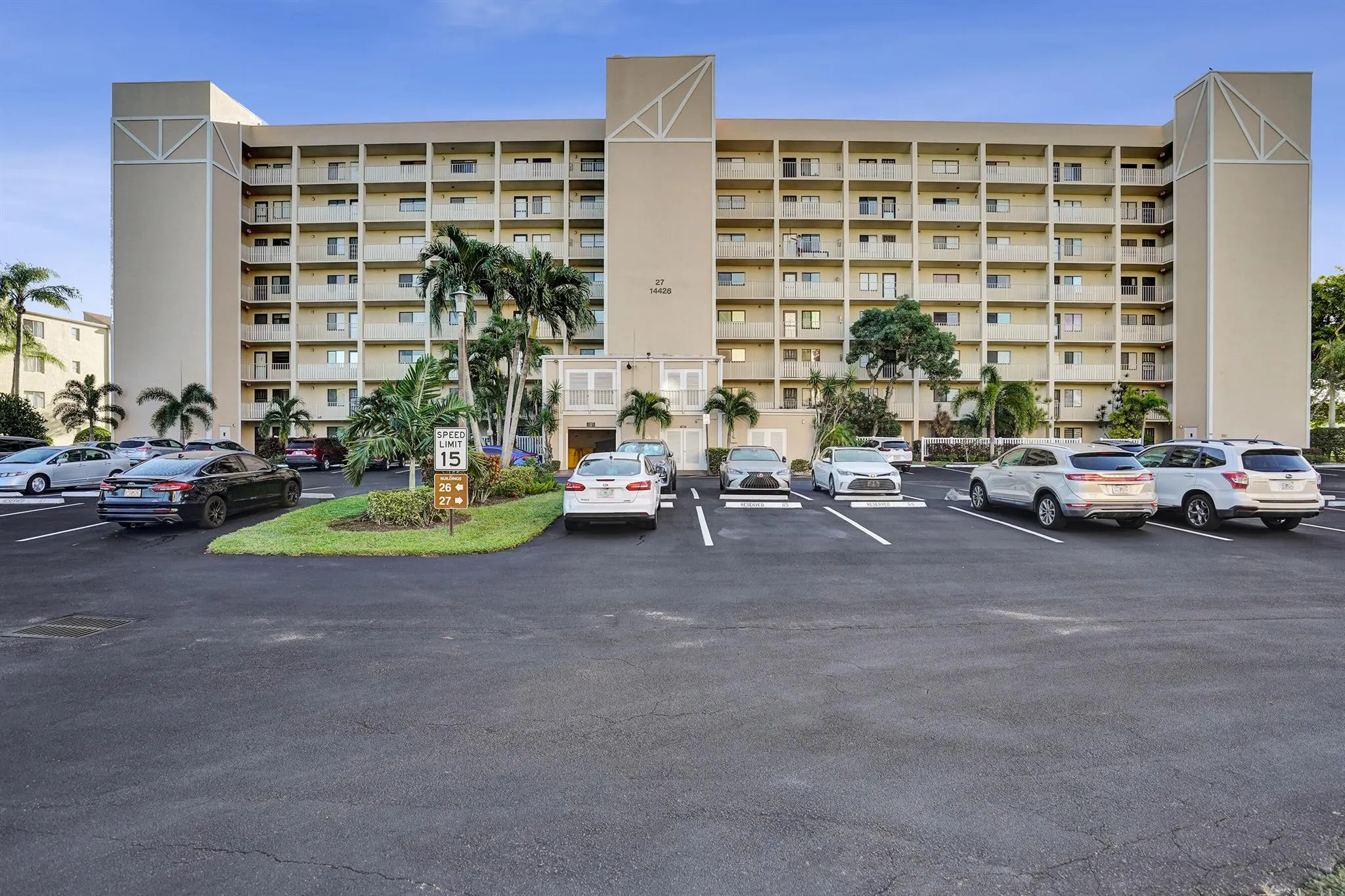 14426 Amberly Lane, #604