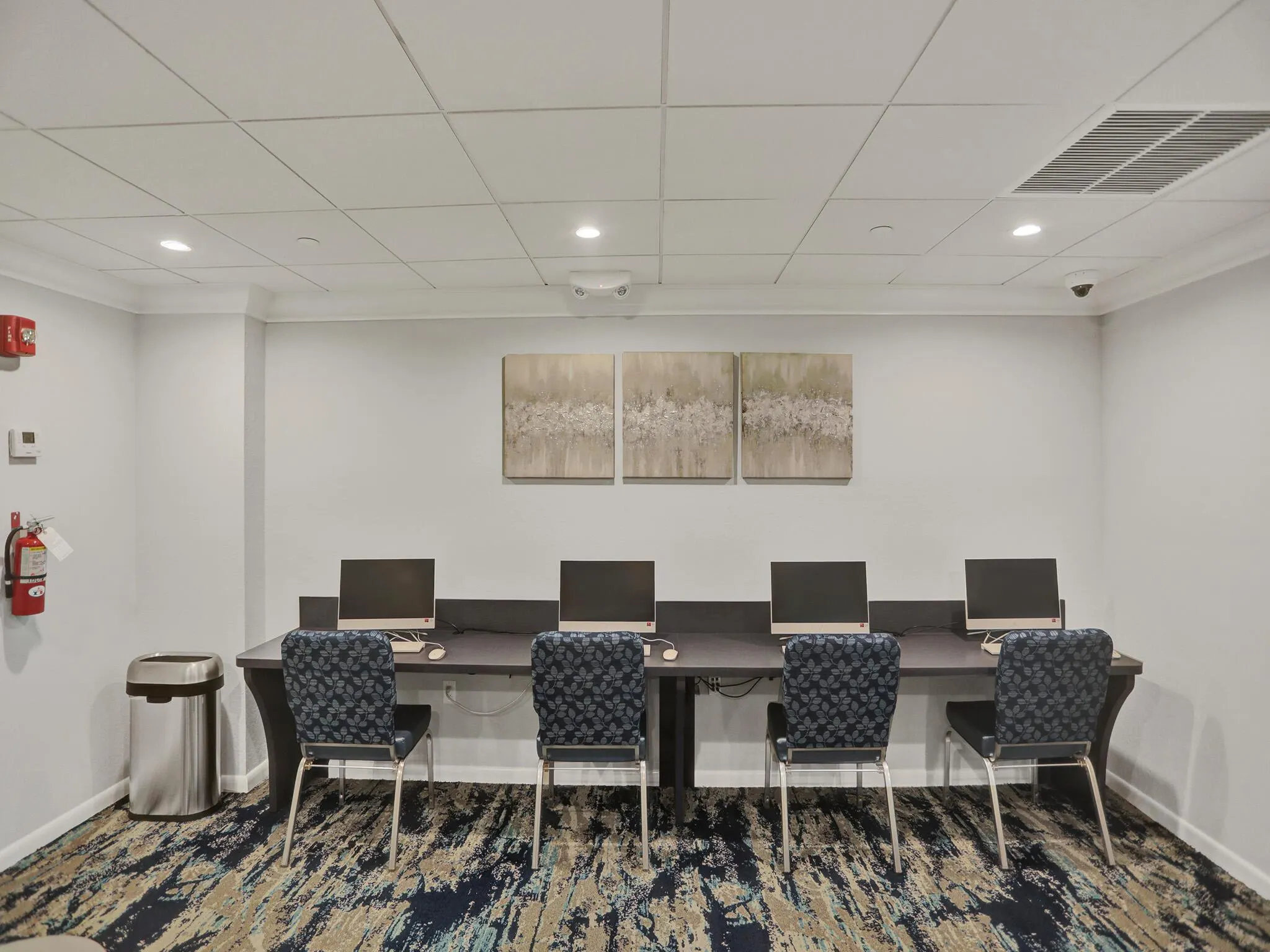 14426 Amberly Lane, #604