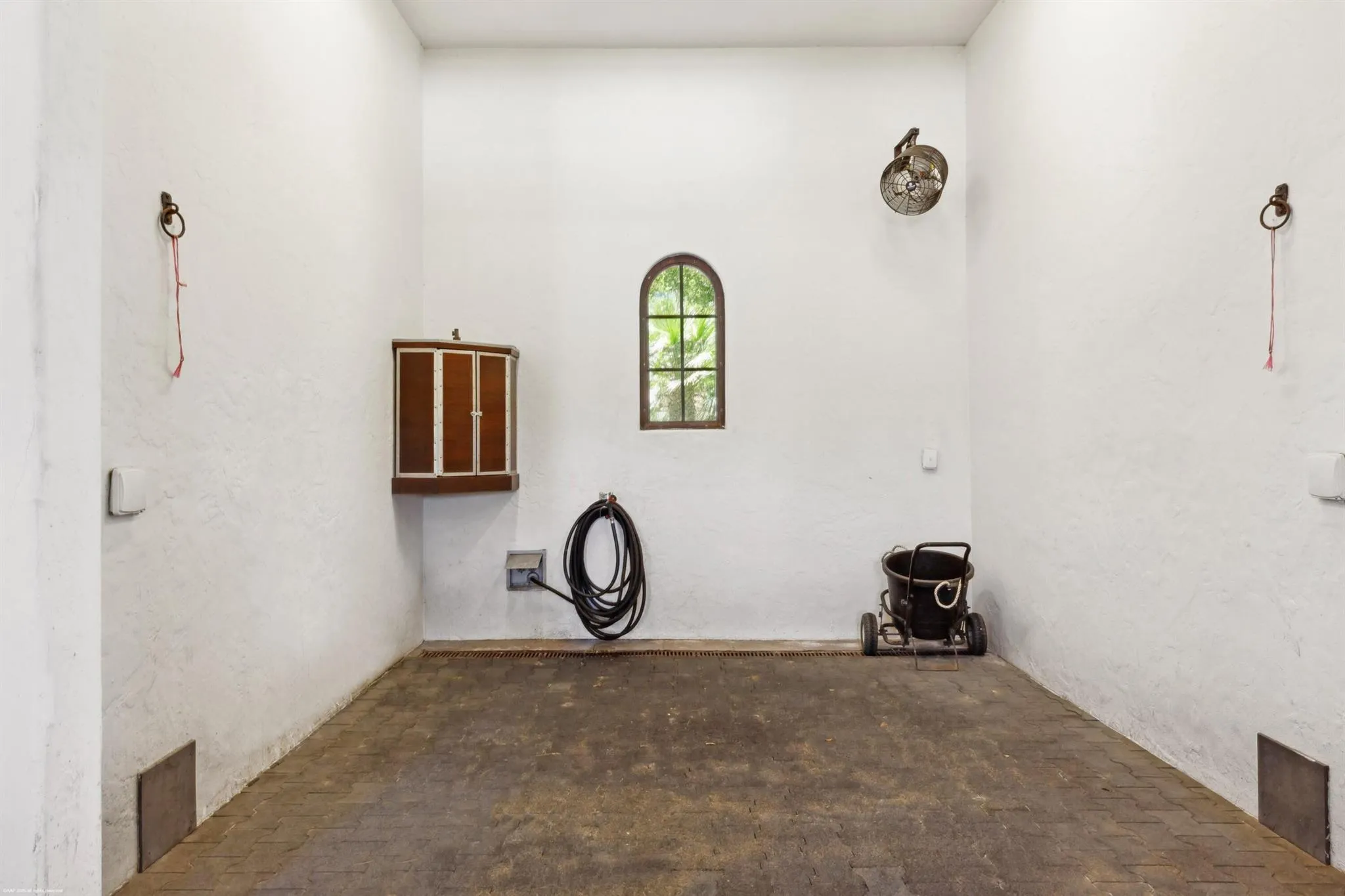 14775 Equestrian Way, #Stalls