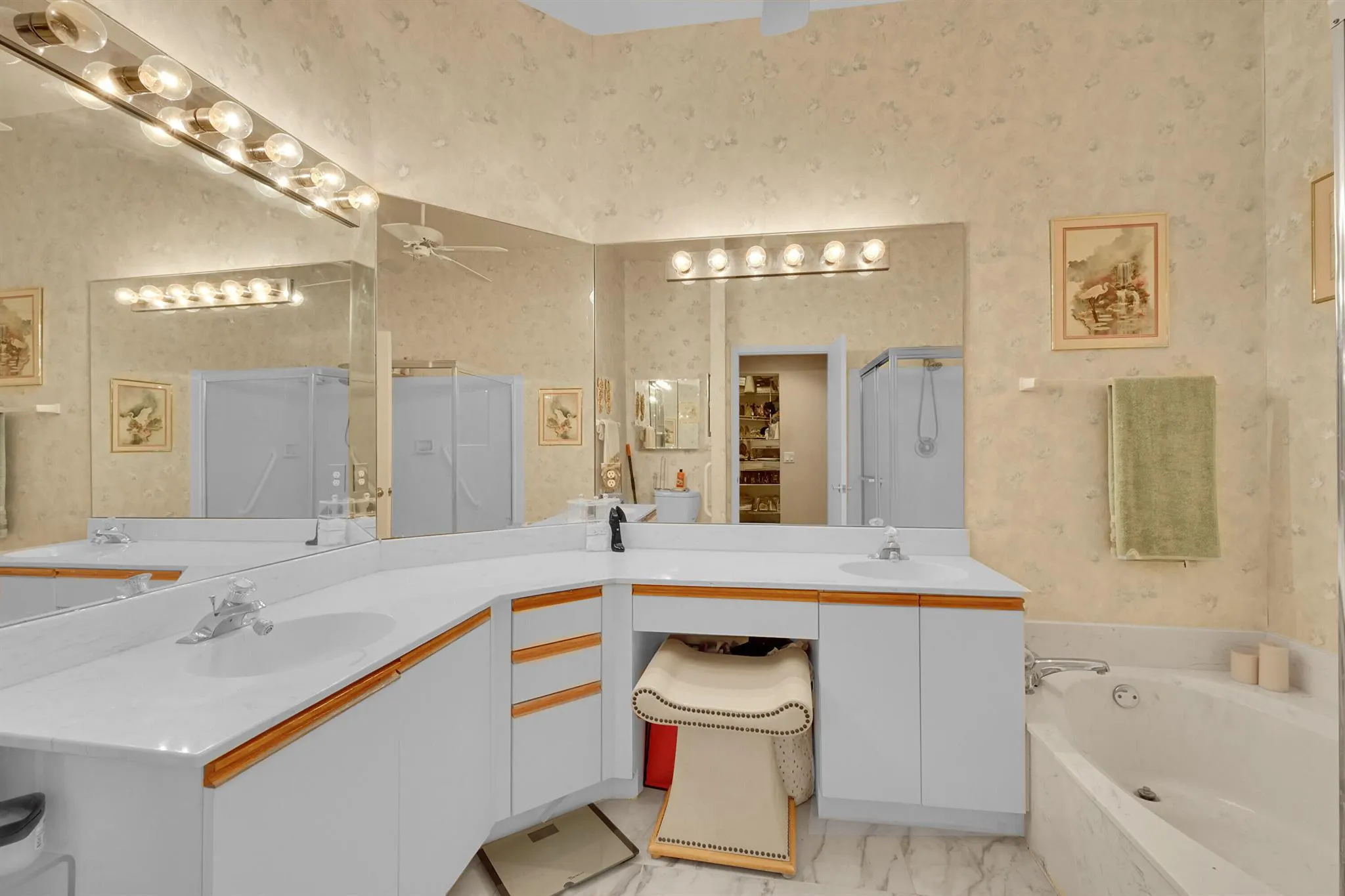 5379 Verona Dr, #H - Corner