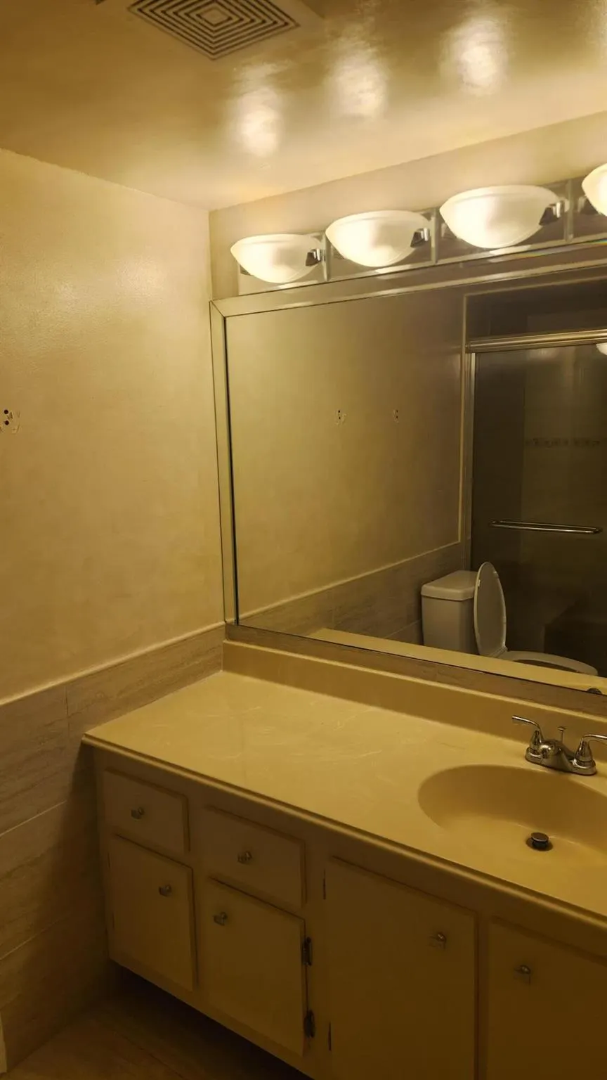 4751 NW 21st Street, #303