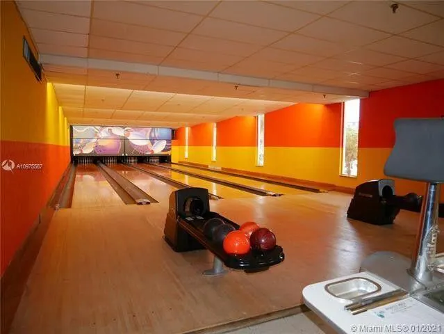 4751 NW 21st Street, #303