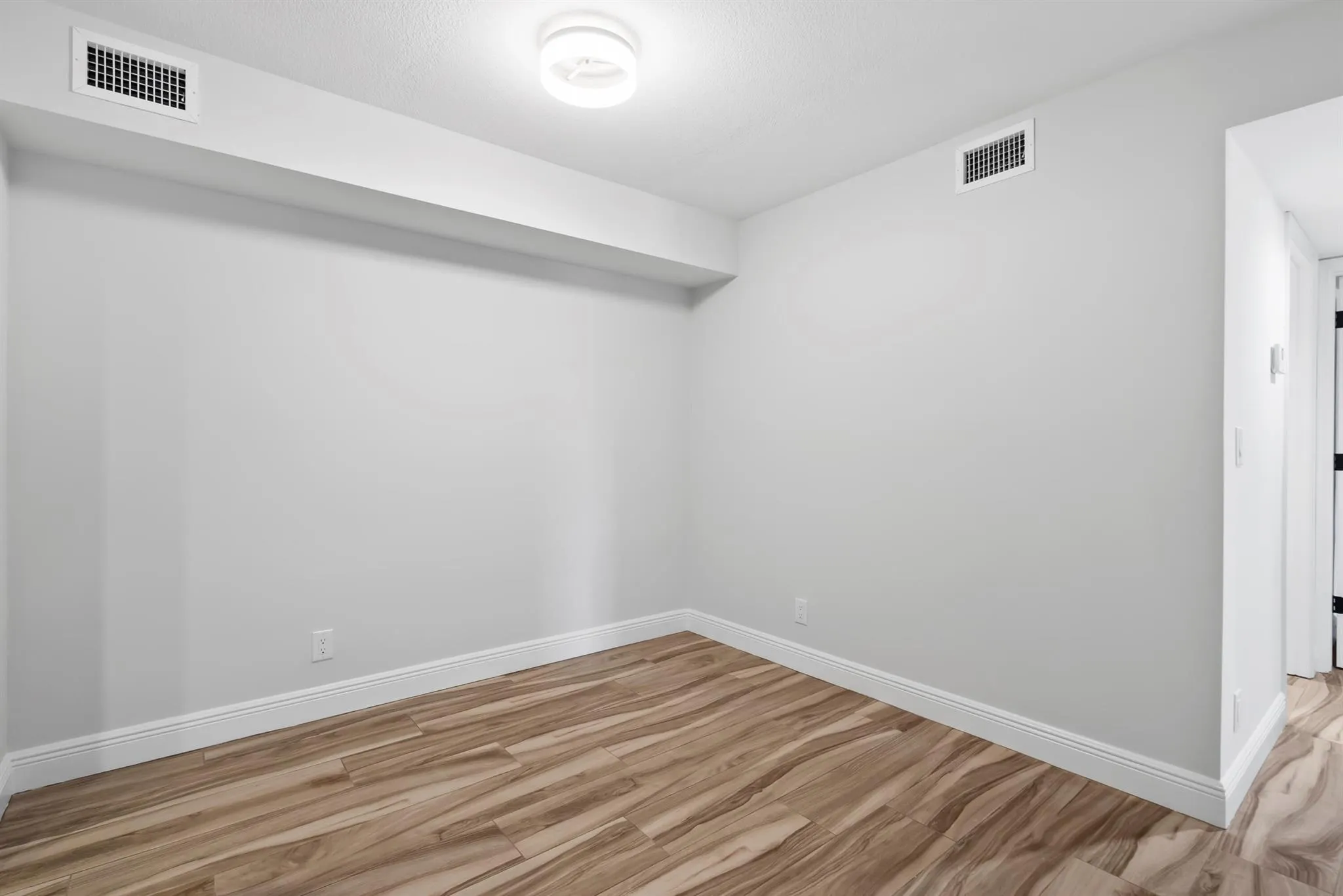 2518 SE Anchorage Cove, #B-1