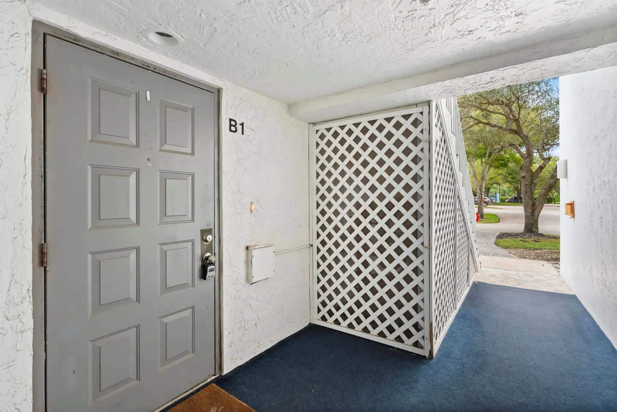 2518 SE Anchorage Cove, #B-1