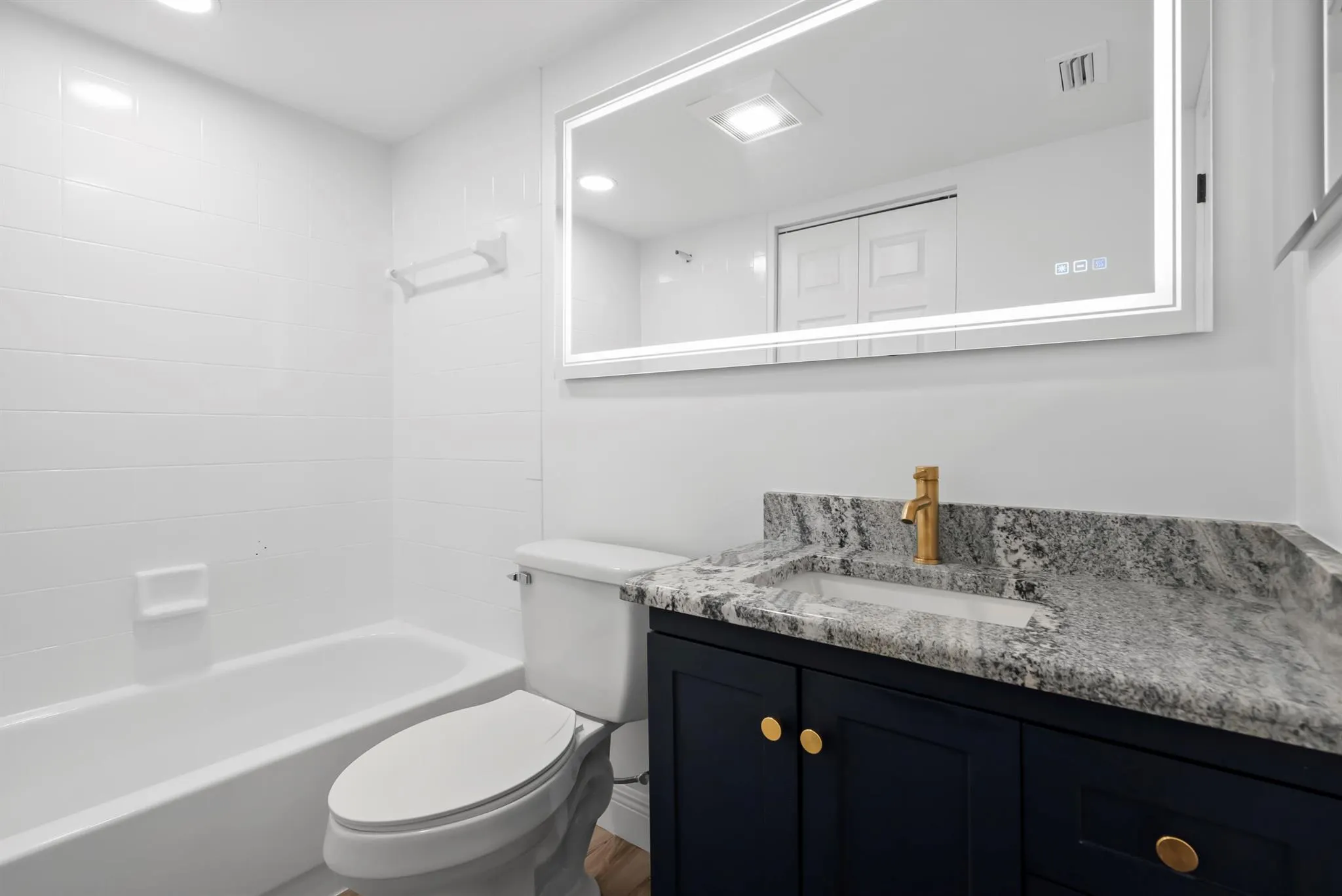 2518 SE Anchorage Cove, #B-1