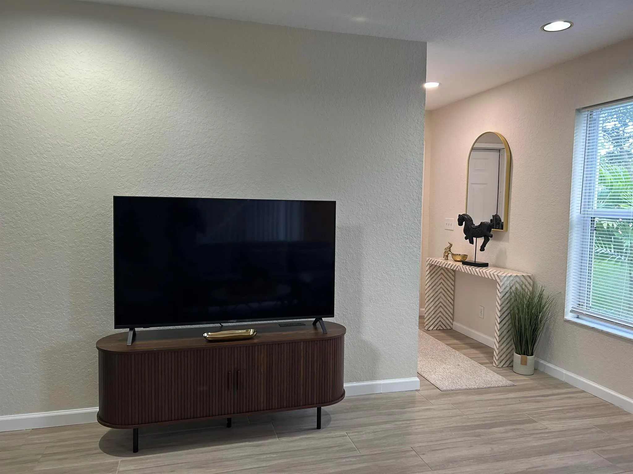 1136 Staghorn Street