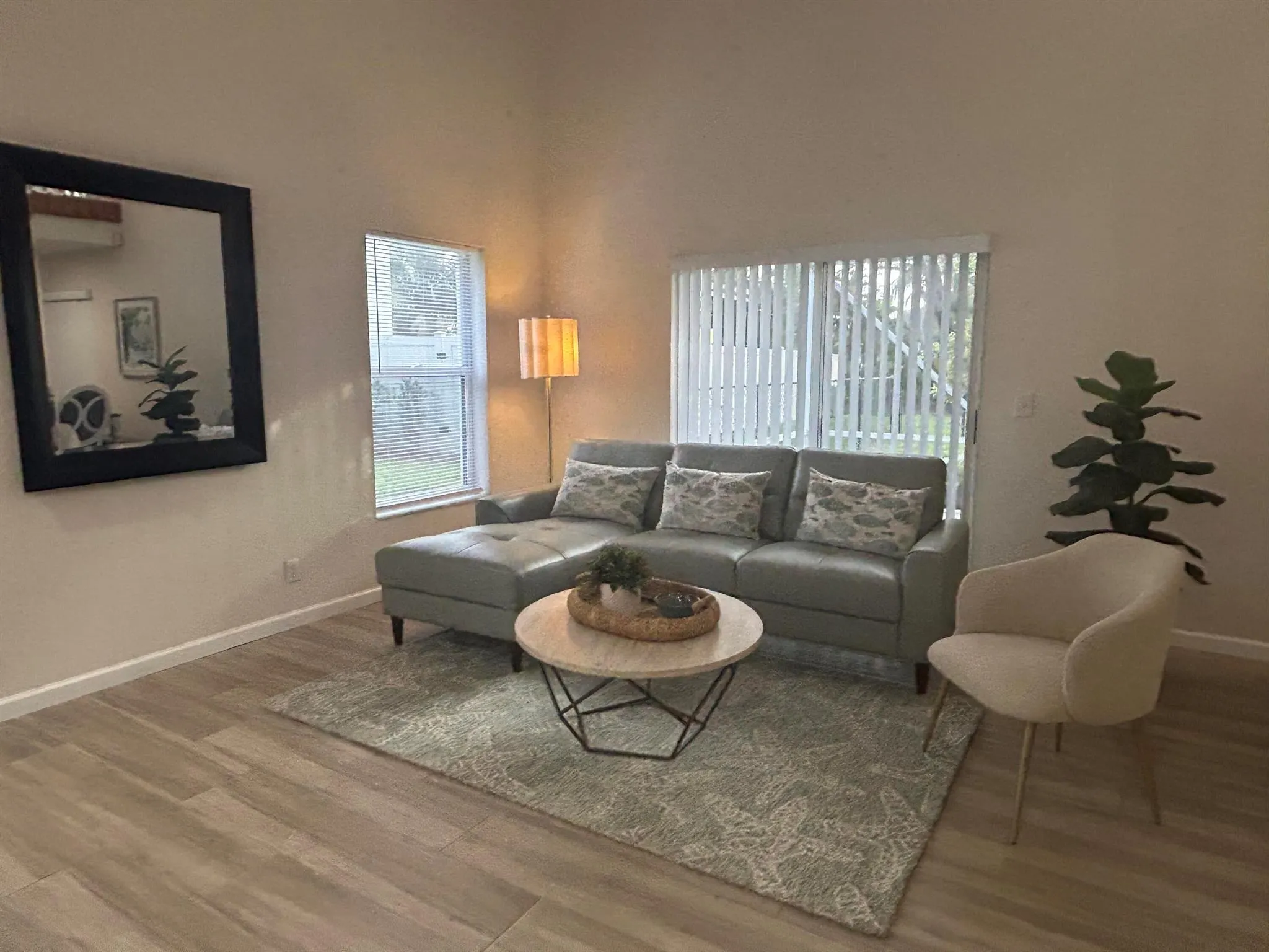 1136 Staghorn Street