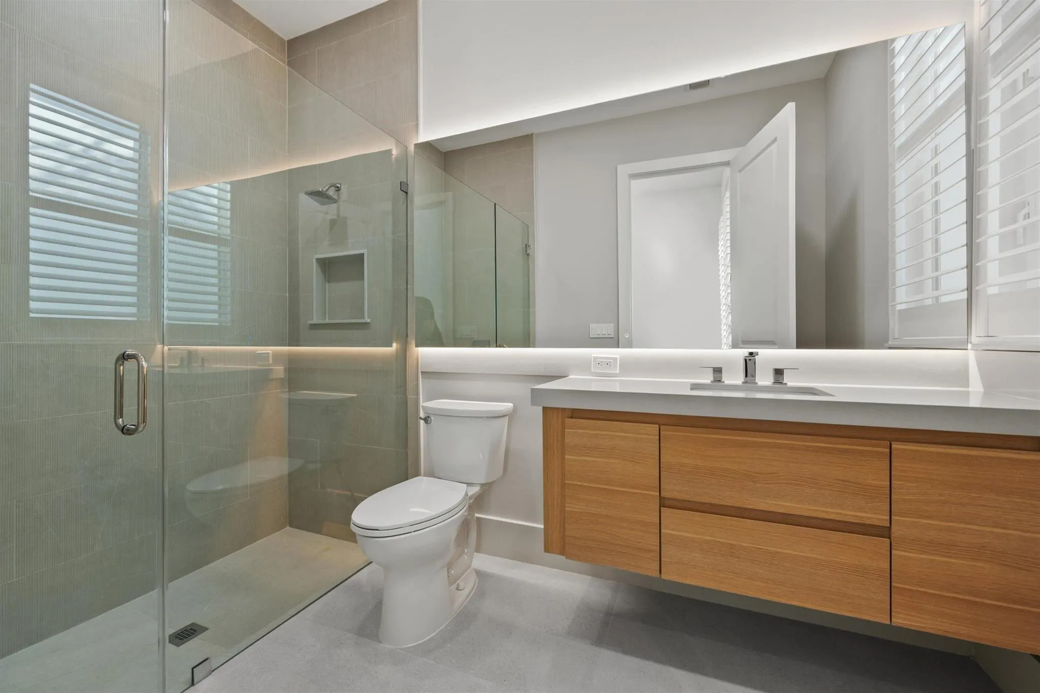 15385 Sunnyland Lane