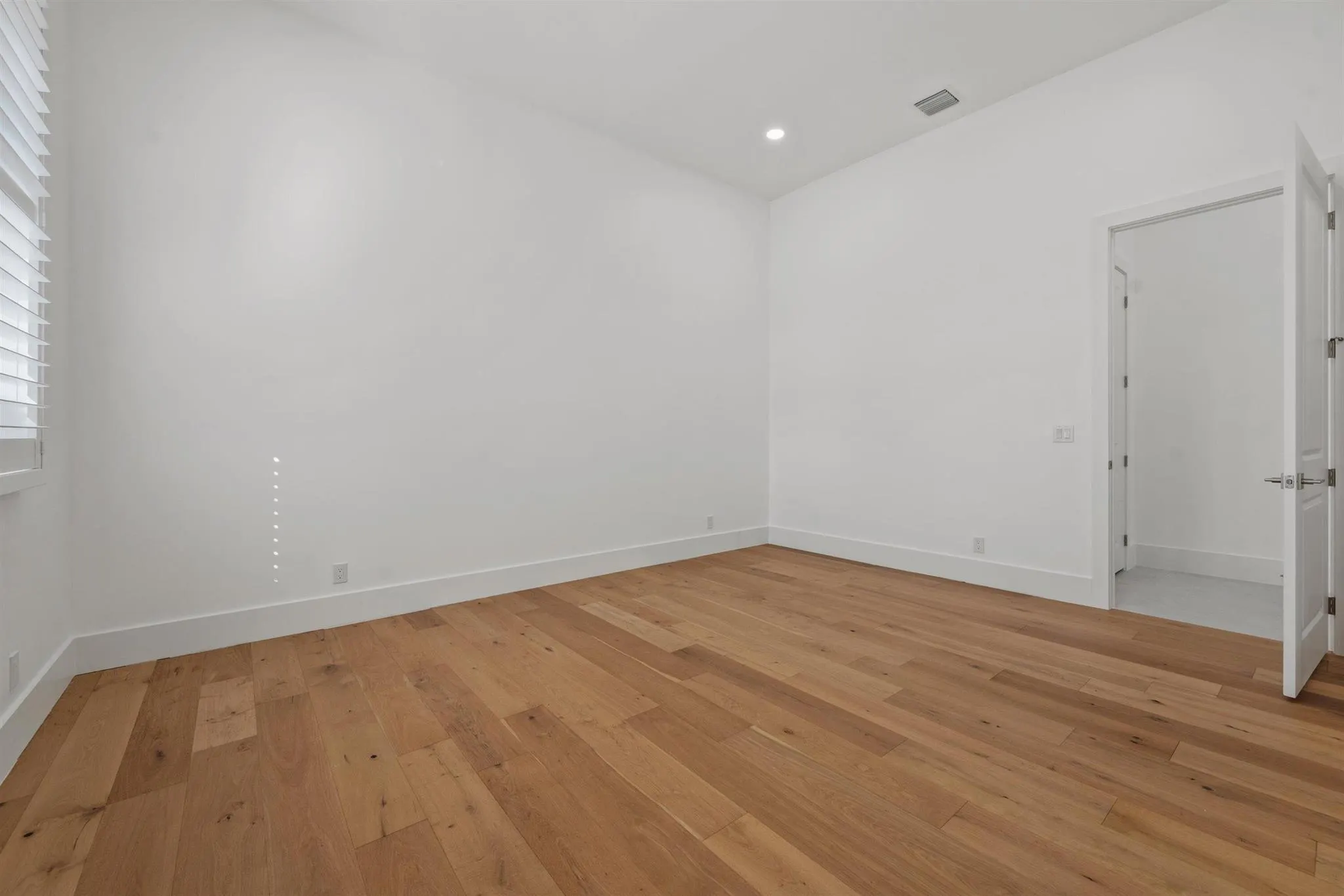 15385 Sunnyland Lane