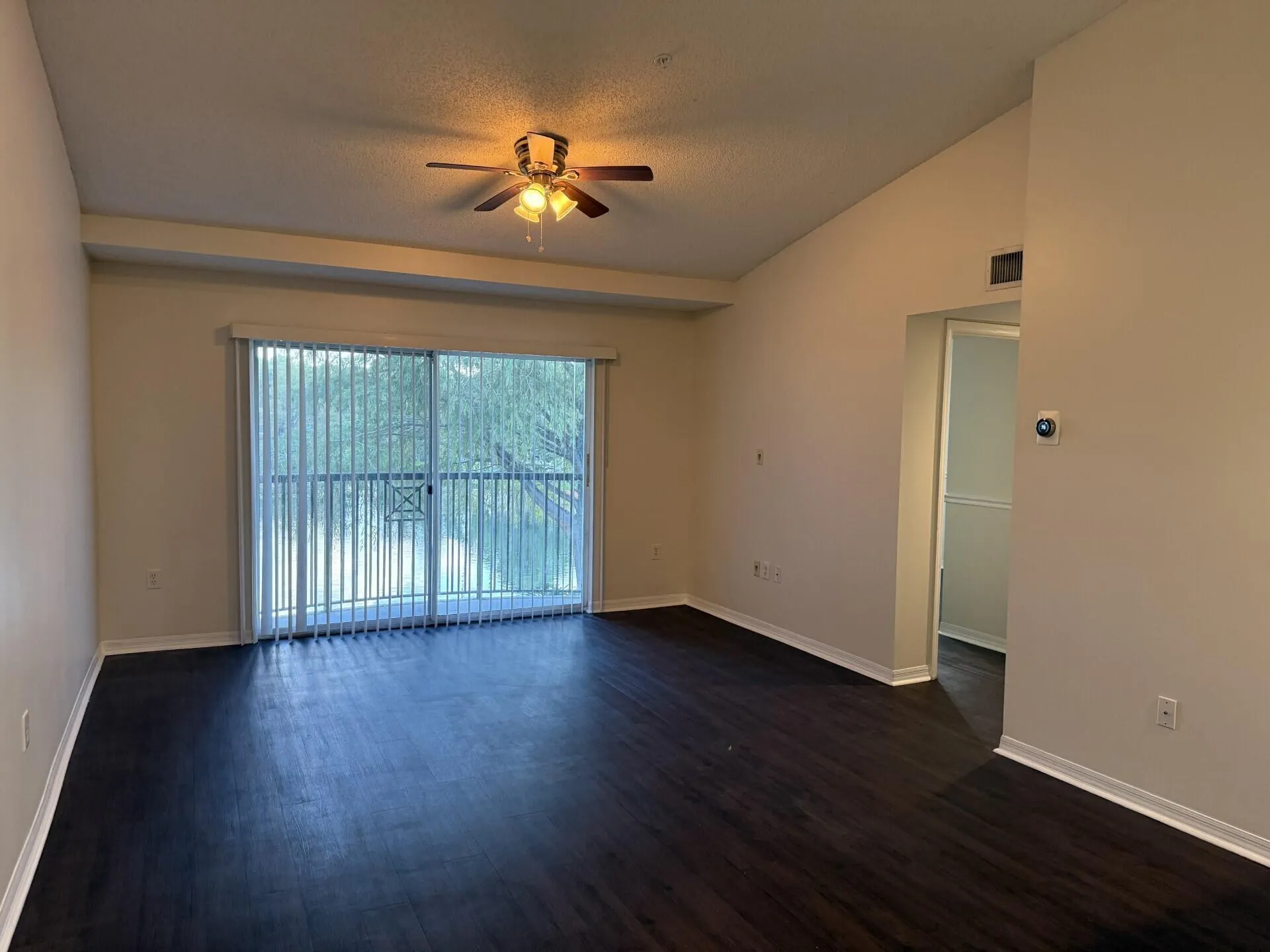 4179 N Haverhill Road, #603