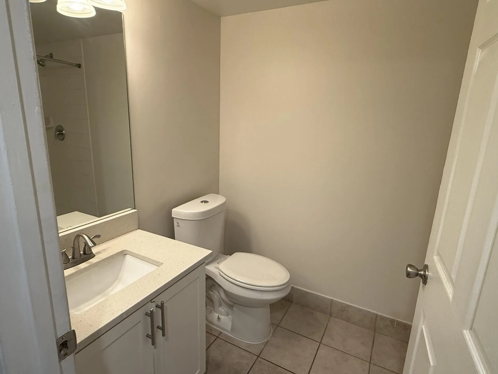 4179 N Haverhill Road, #603