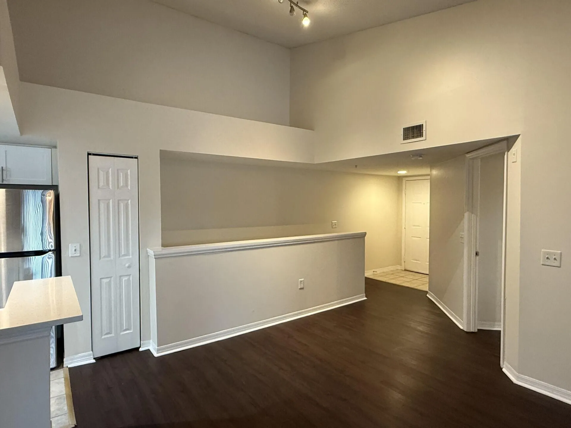 4179 N Haverhill Road, #603