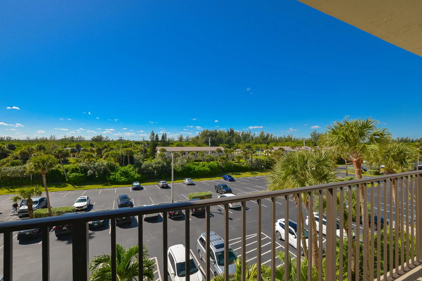 4200 N Hwy A1a, #412