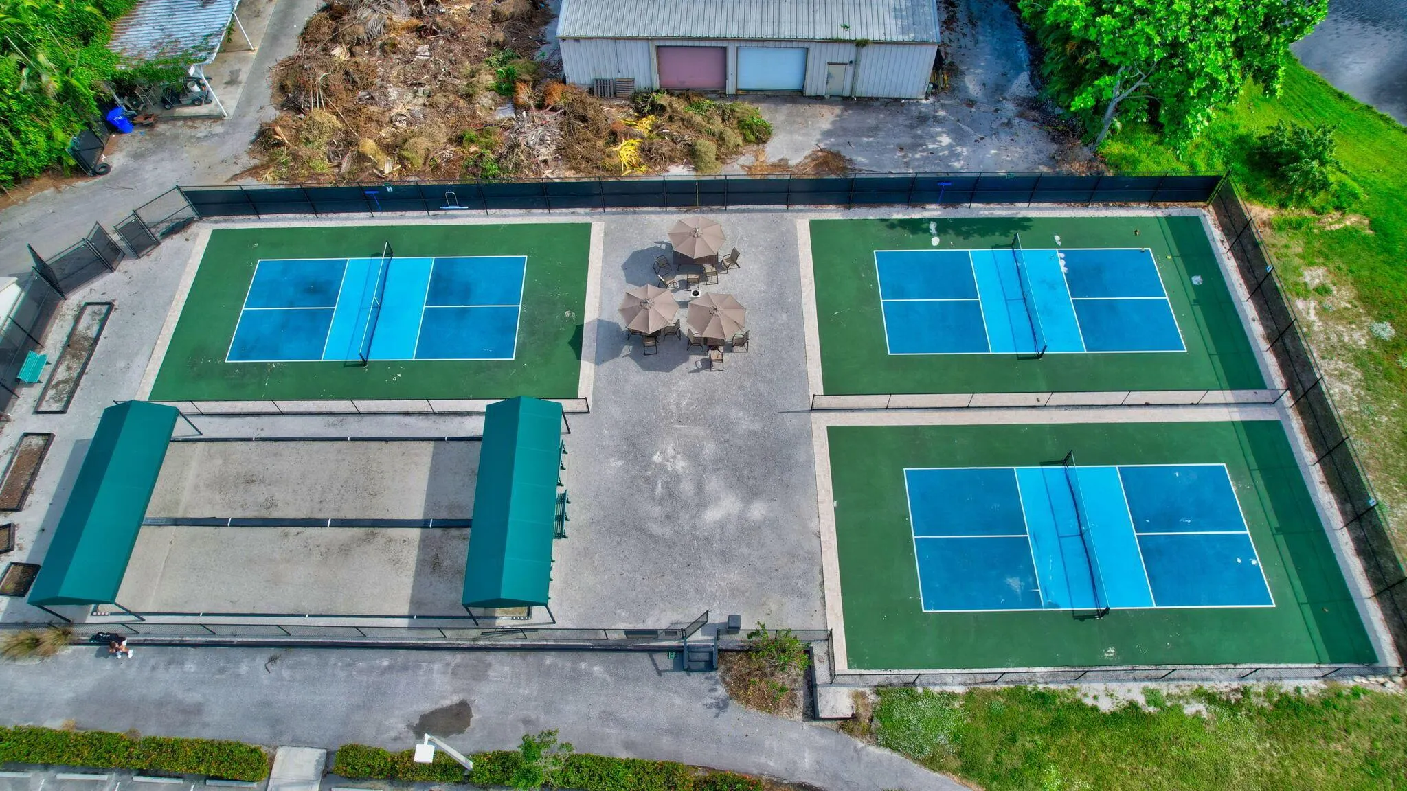 6750 Versailles Court