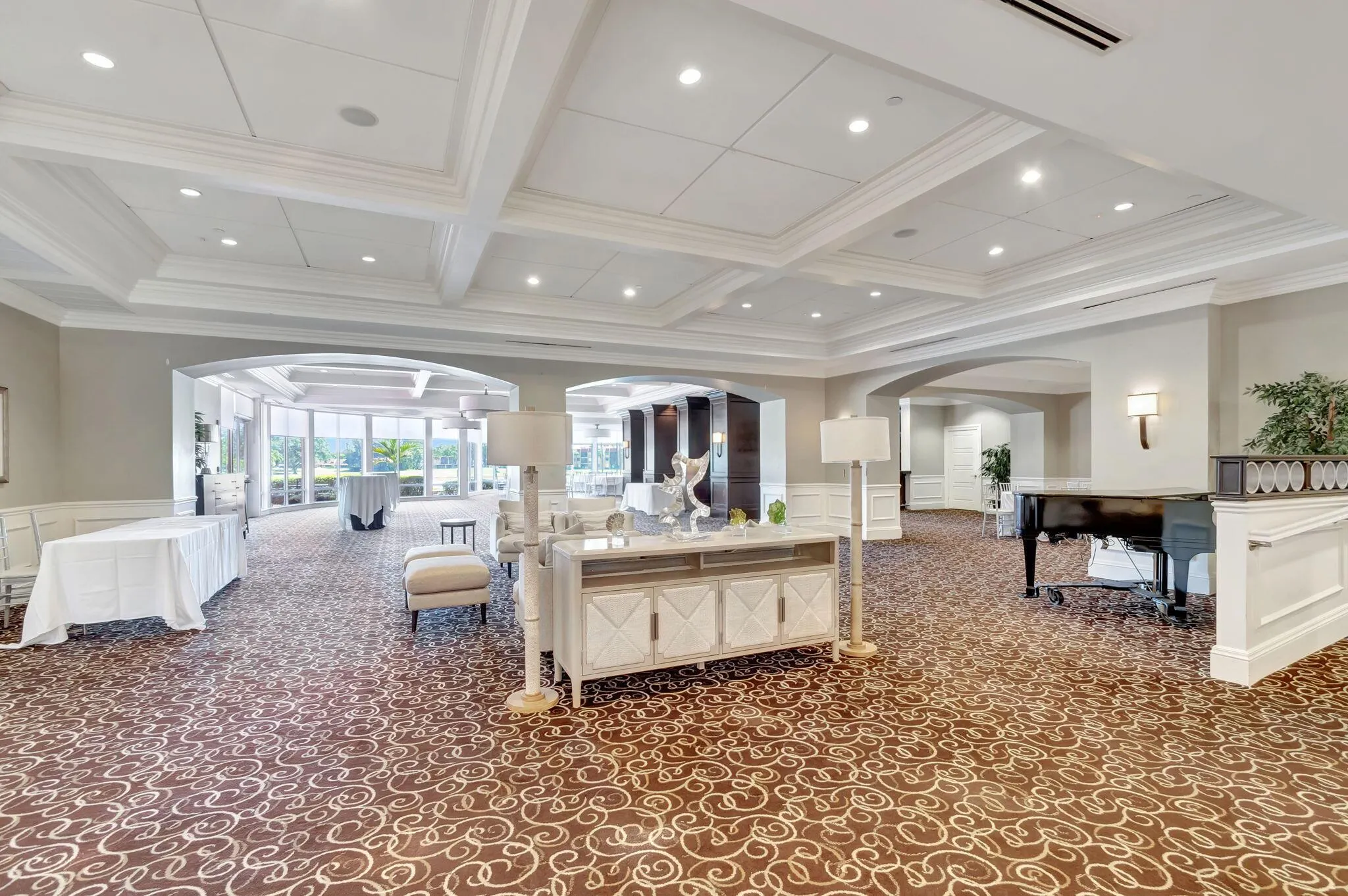 6750 Versailles Court