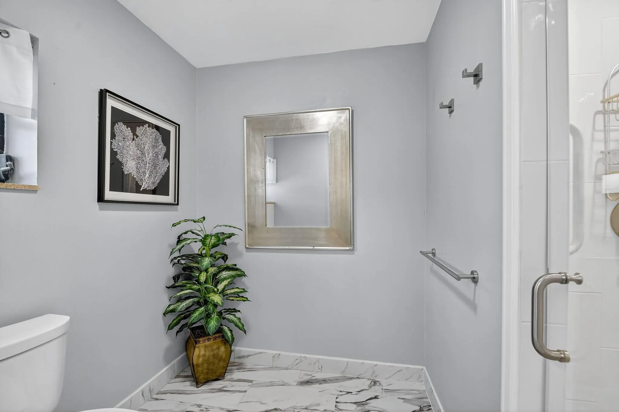 6750 Versailles Court