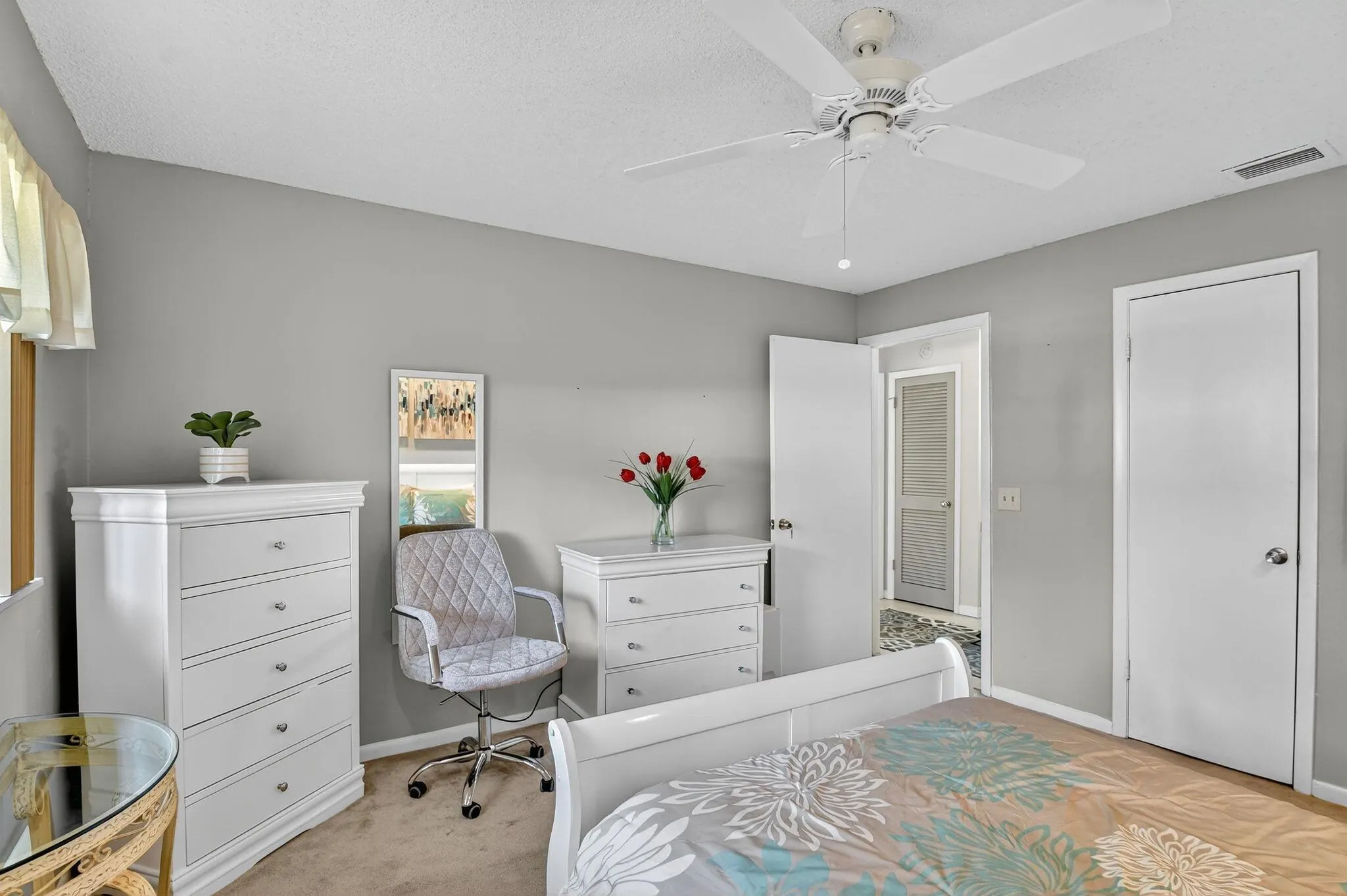 6750 Versailles Court