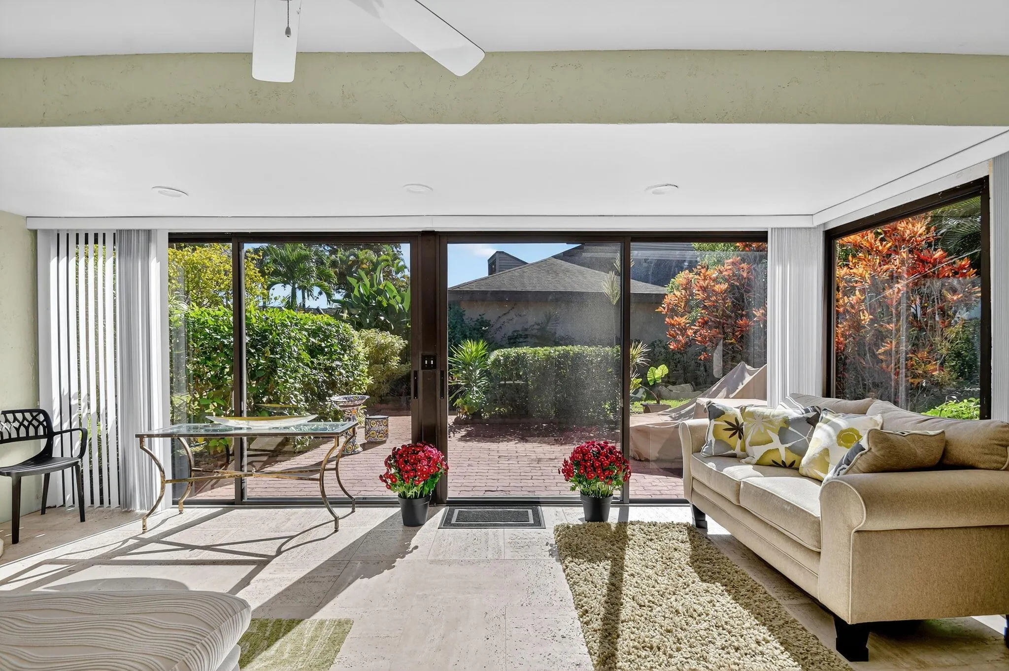 6750 Versailles Court