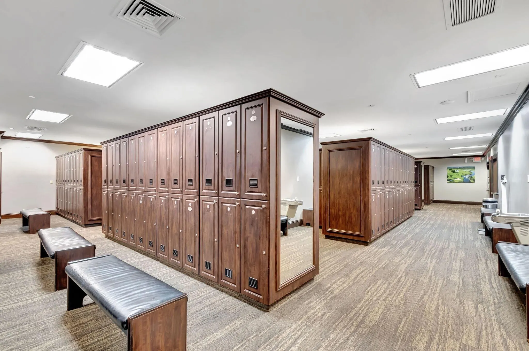 6750 Versailles Court