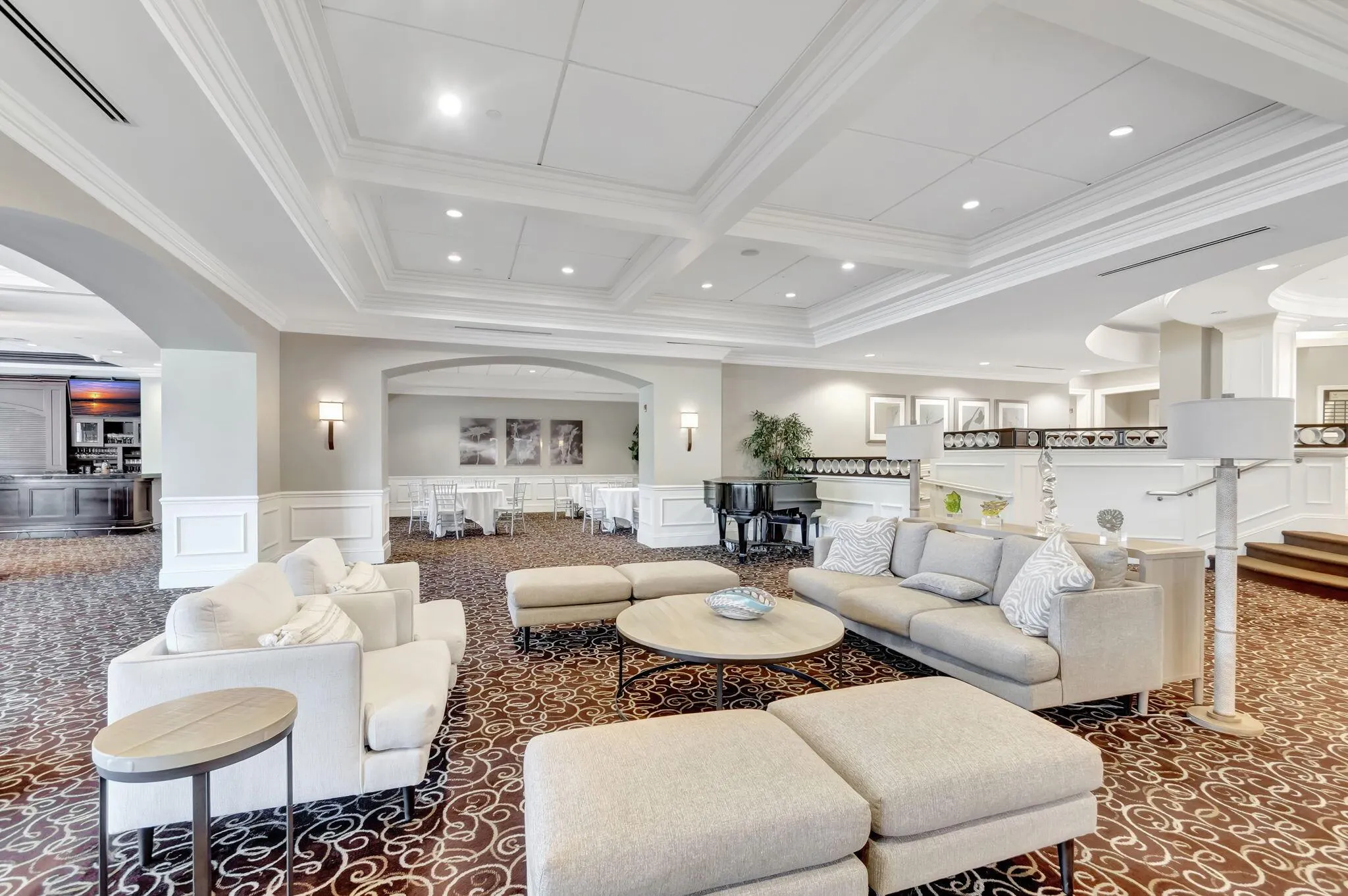 6750 Versailles Court