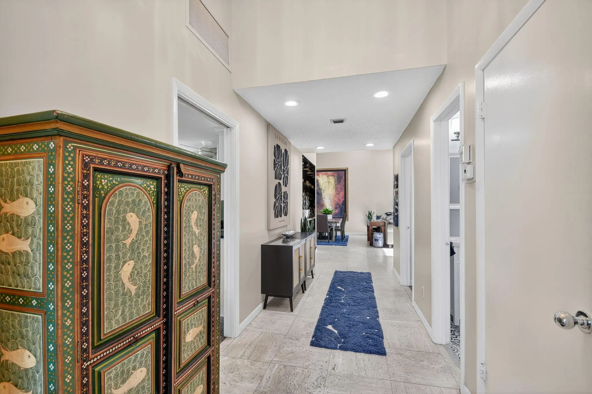 6750 Versailles Court