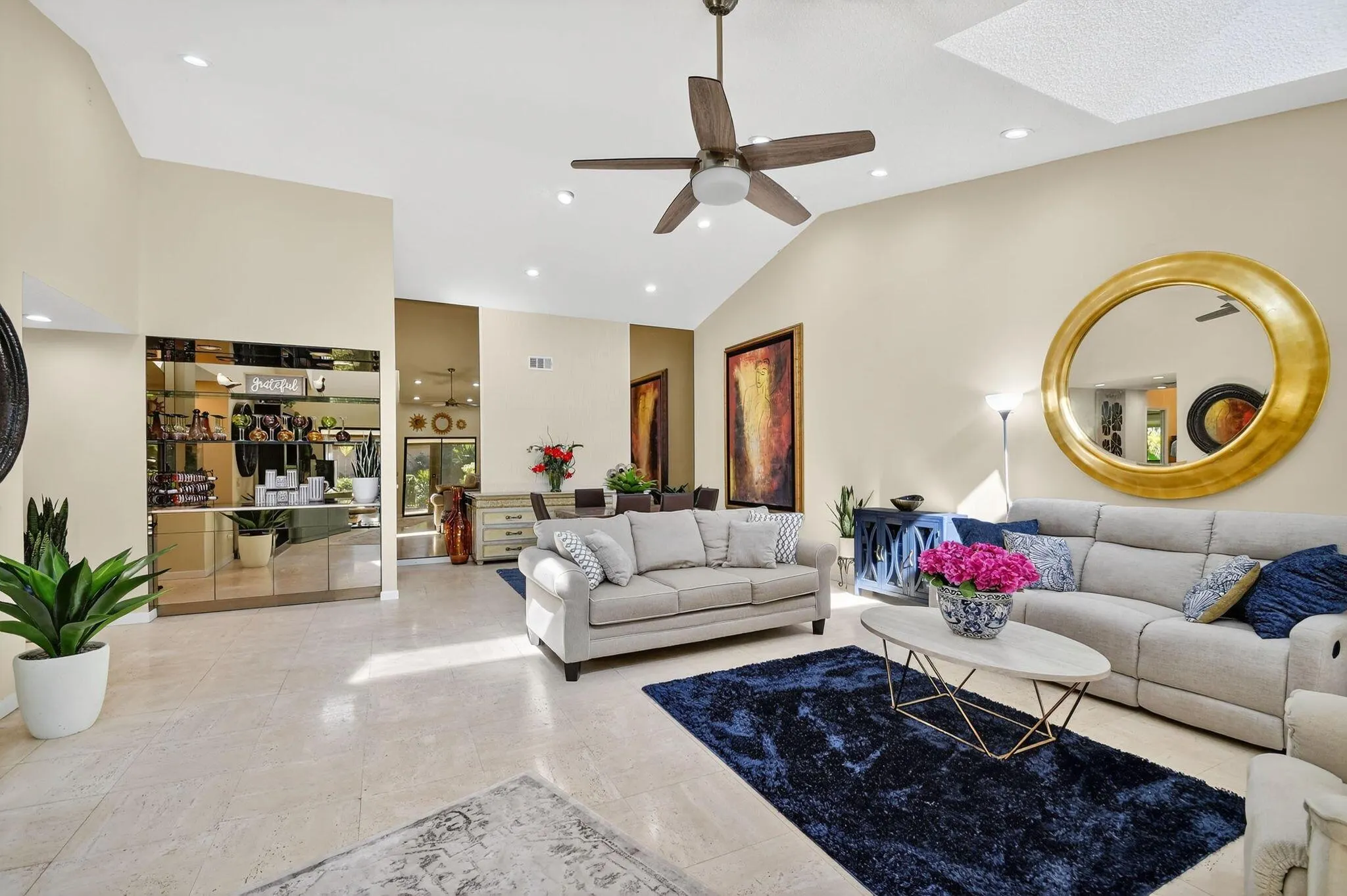 6750 Versailles Court