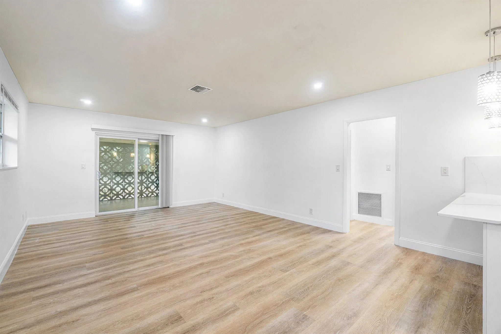 434 SW 9th Street, #A