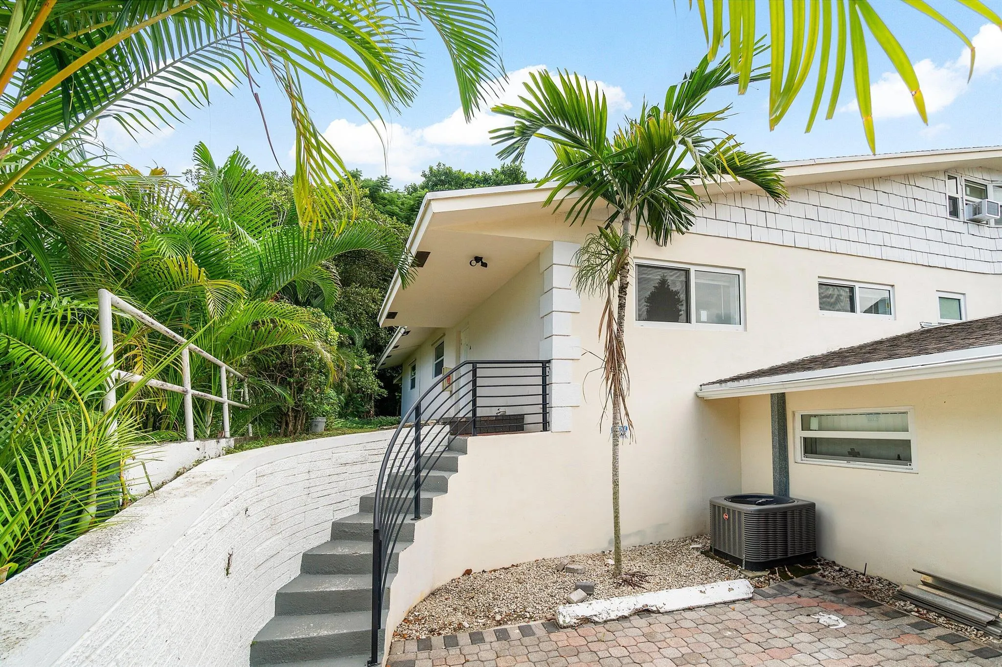 434 SW 9th Street, #A