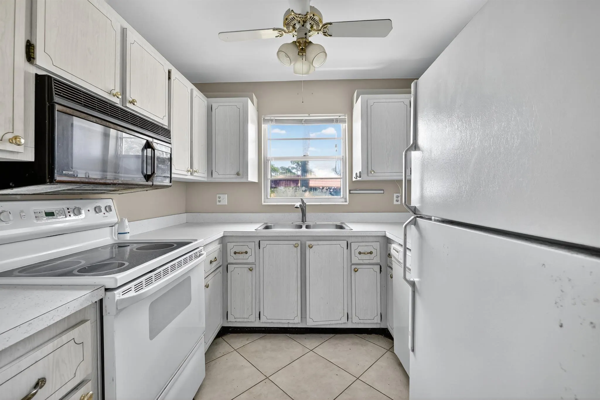 2600 SE Ocean Boulevard, #L-15