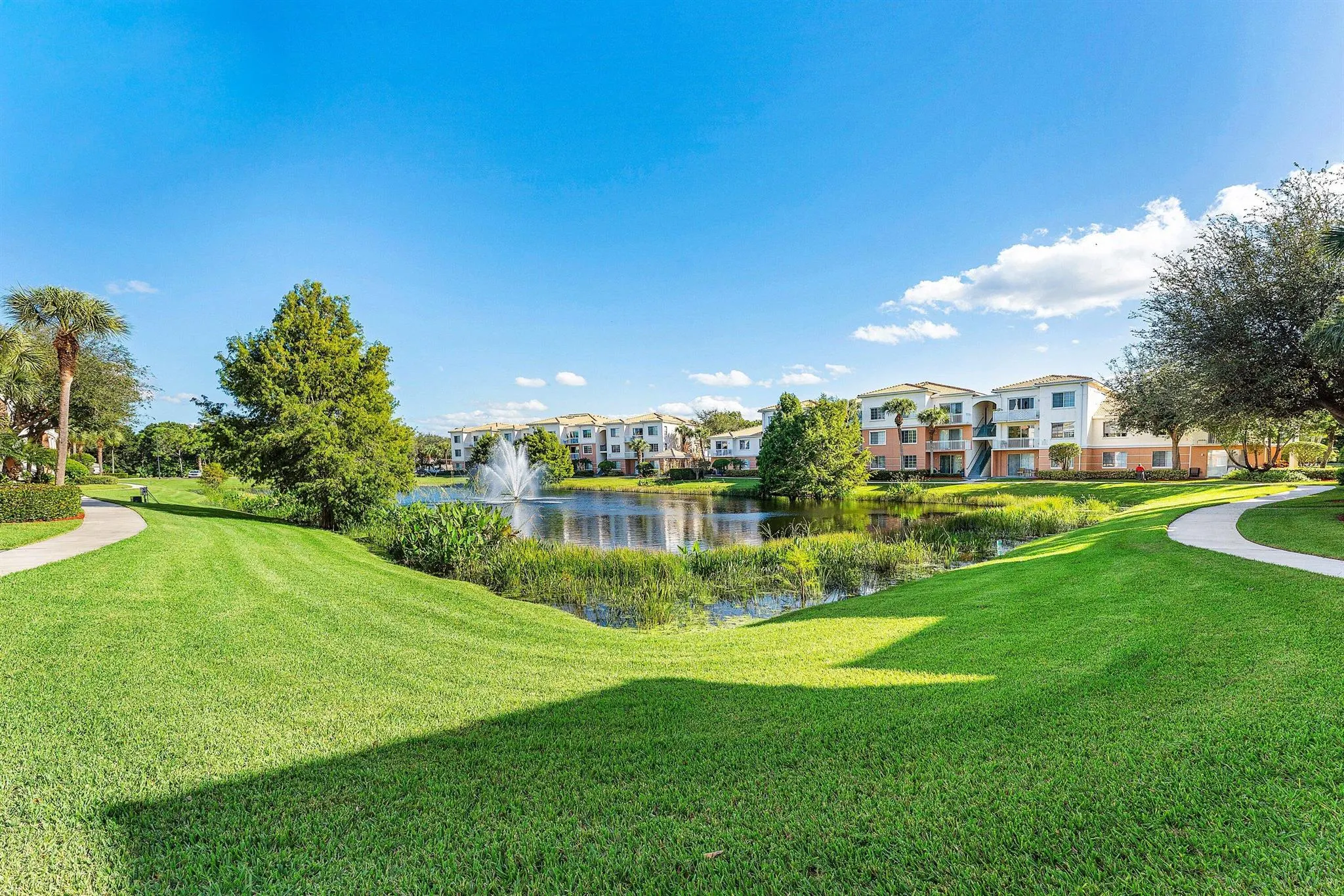 8211 Myrtlewood Circle W