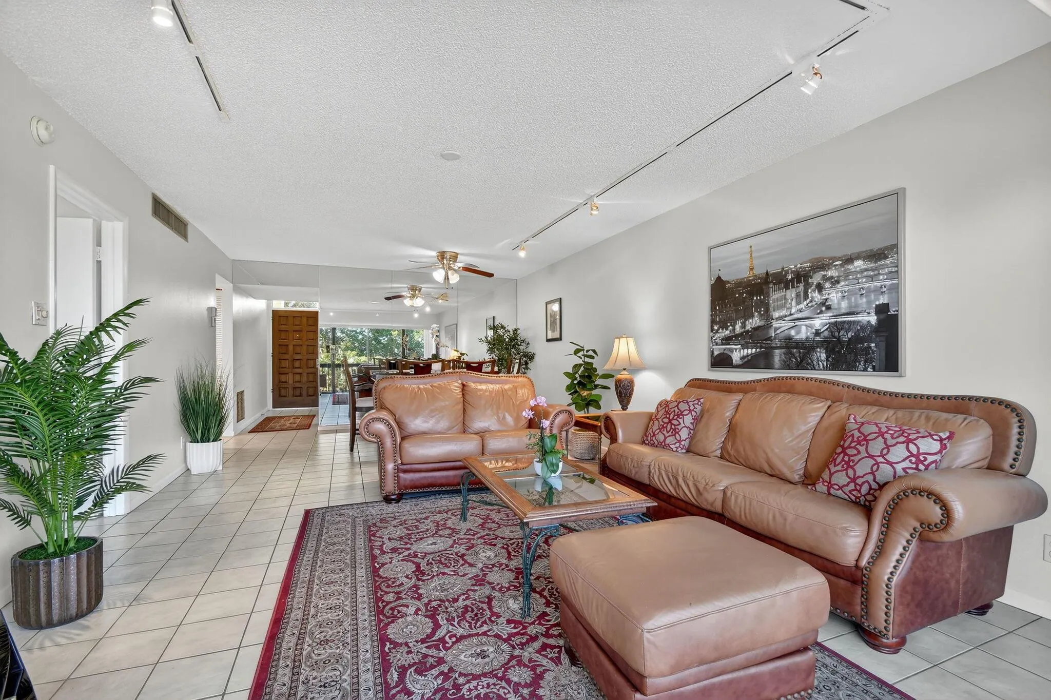 2500 Presidential Way, #302