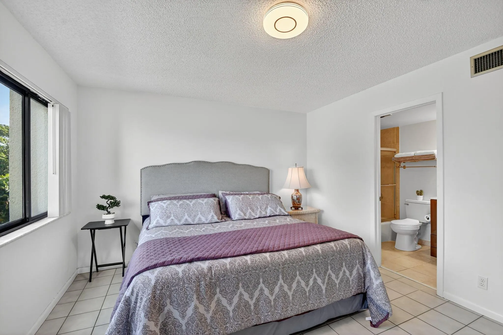 2500 Presidential Way, #302