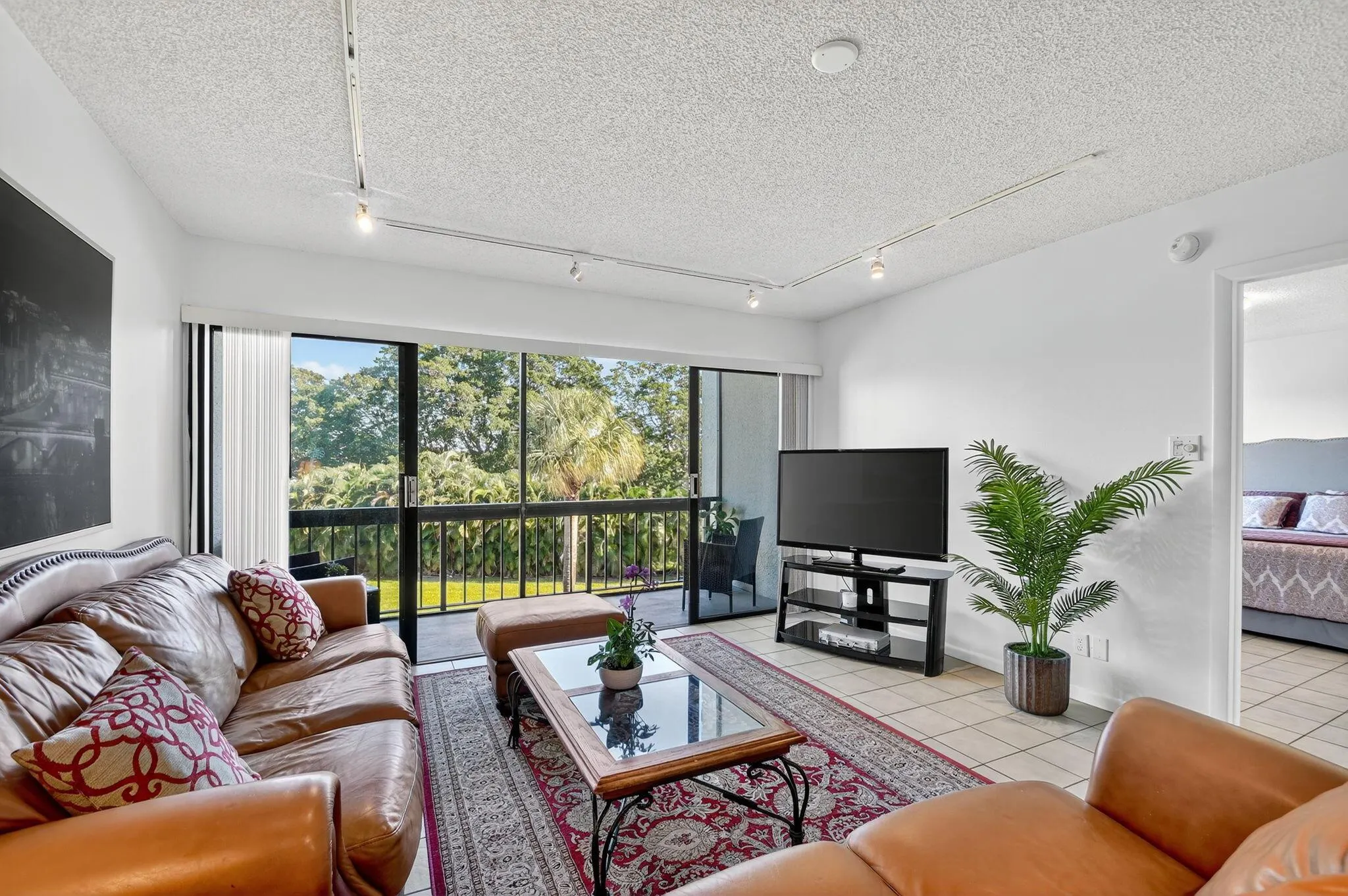 2500 Presidential Way, #302