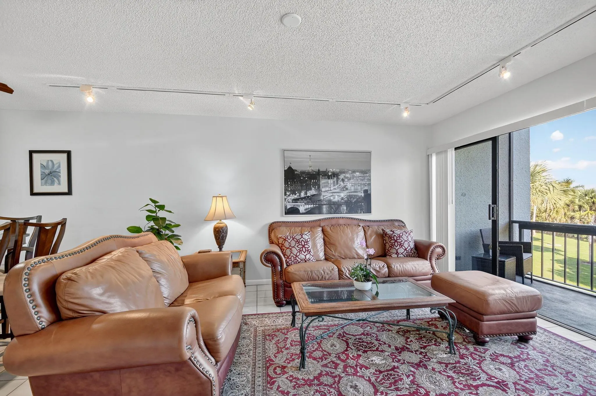 2500 Presidential Way, #302