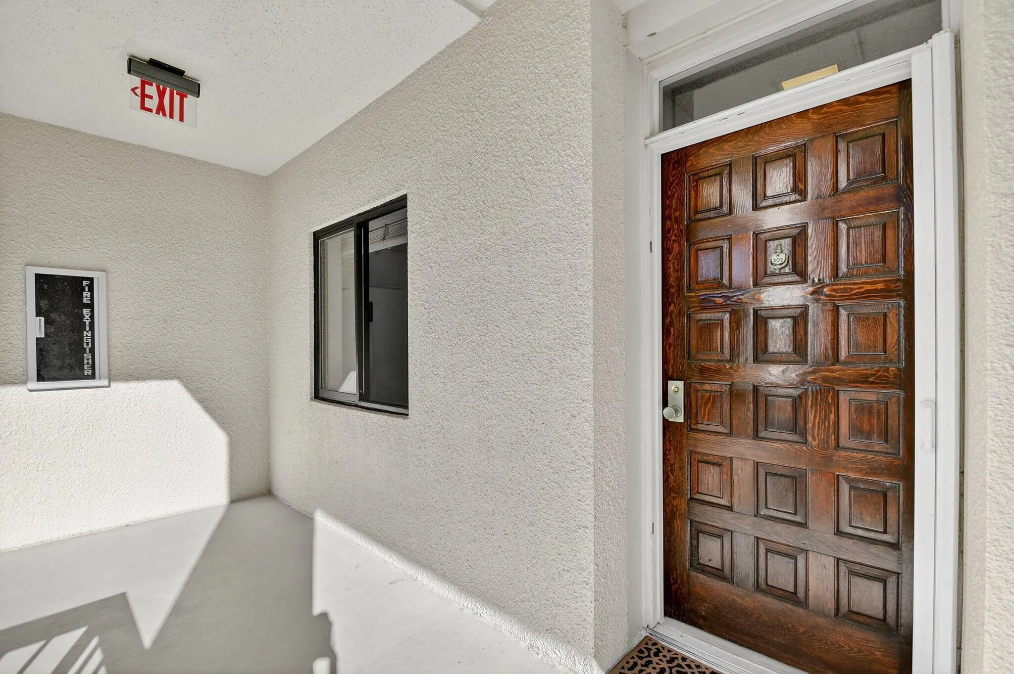 2500 Presidential Way, #302