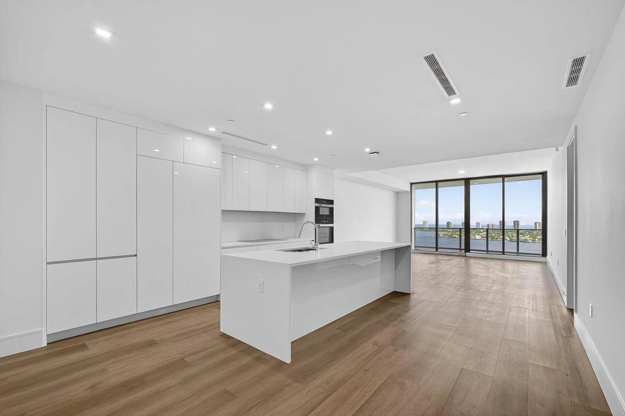 220 Lake Shore Drive, #1906