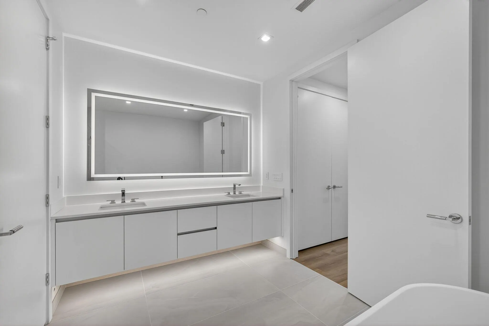 220 Lake Shore Drive, #1906